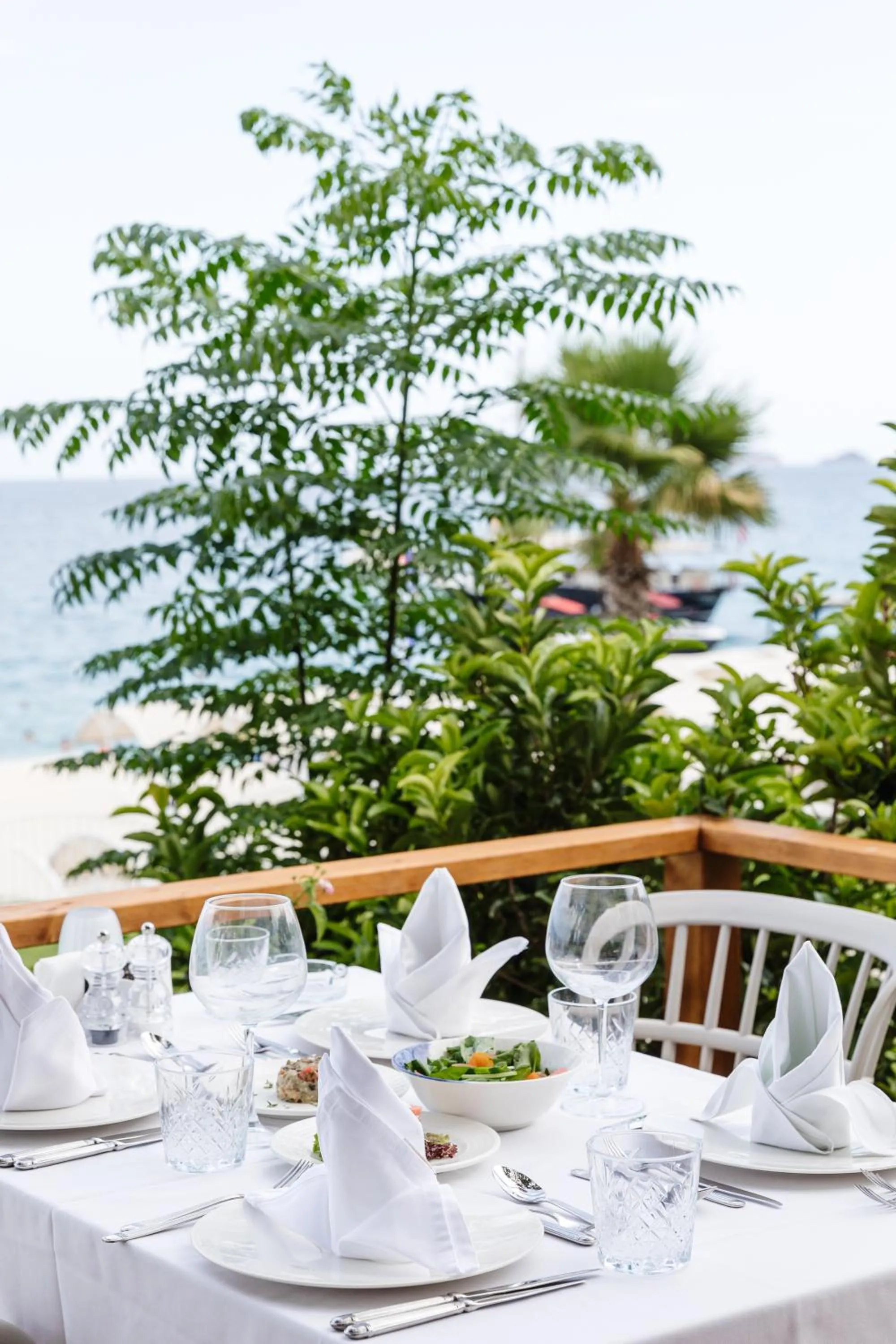 Restaurant/places to eat in Fun & Sun Club Saphire