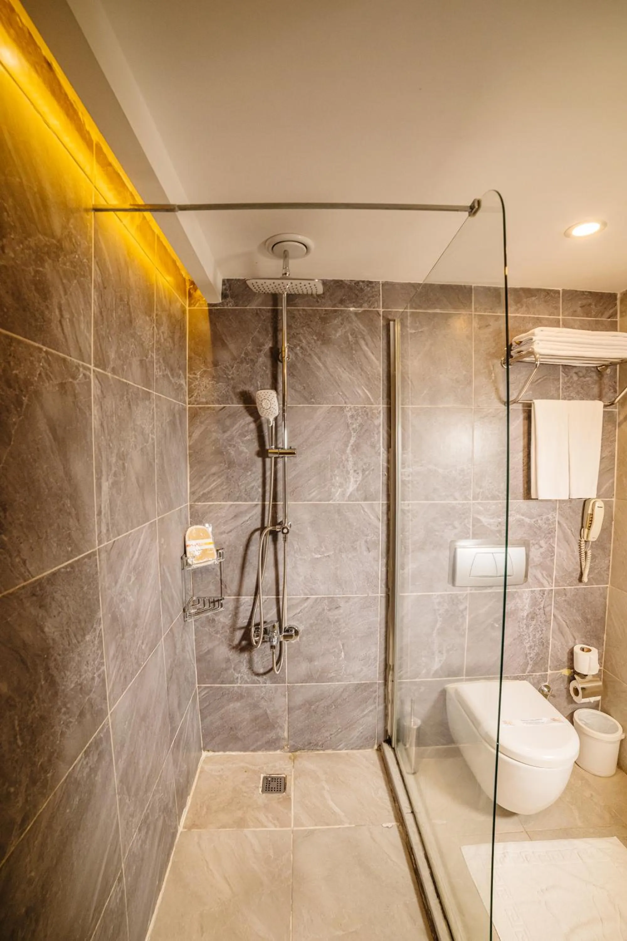 Shower in Fun & Sun Club Saphire