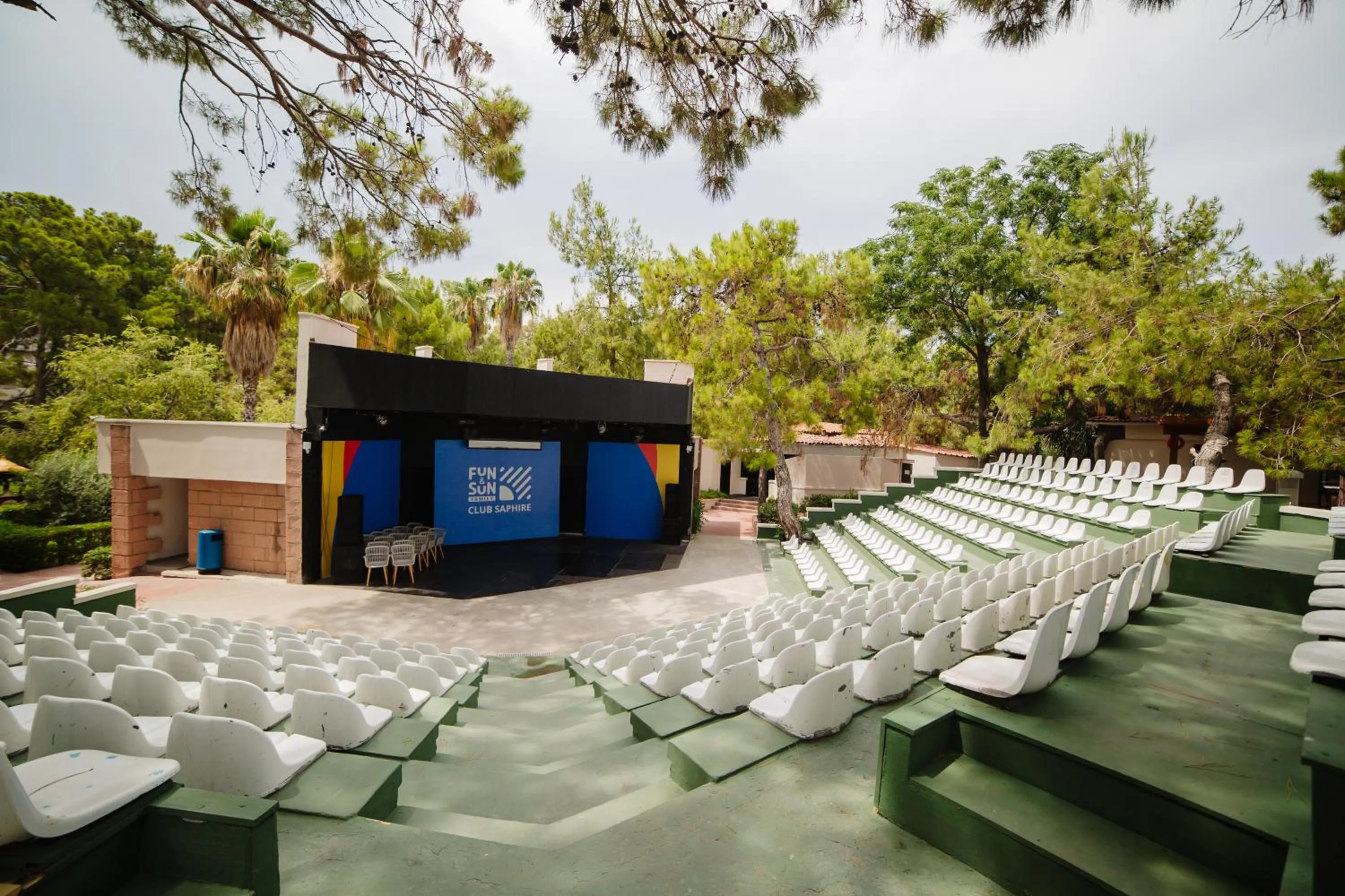 Evening entertainment in Fun & Sun Club Saphire