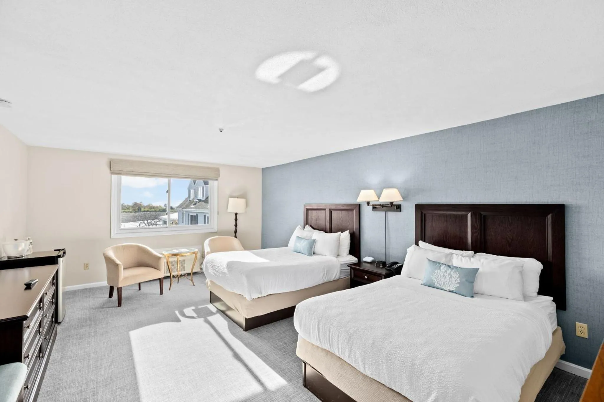 Bed in The Inn at Scituate Harbor