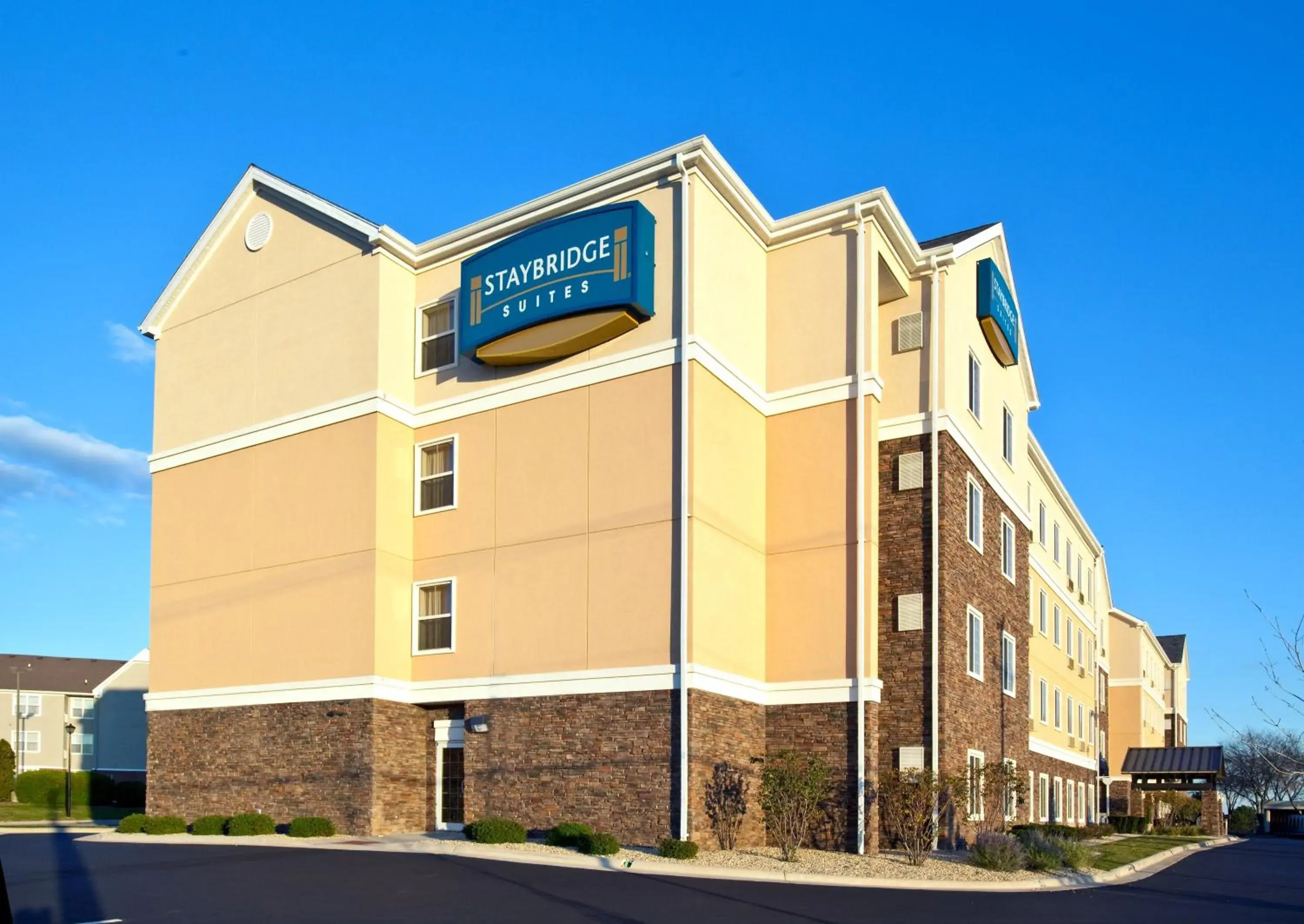 Property building in Staybridge Suites Rockford by IHG Property building in Staybridge Suites Rockford by IHG