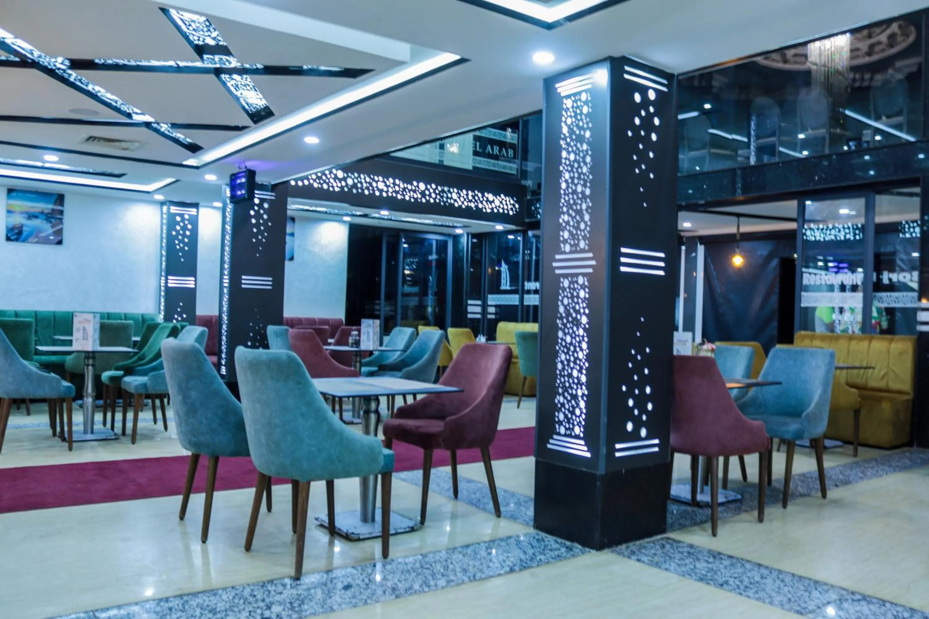 Restaurant/places to eat in HOTEL BORJ EL ARAB