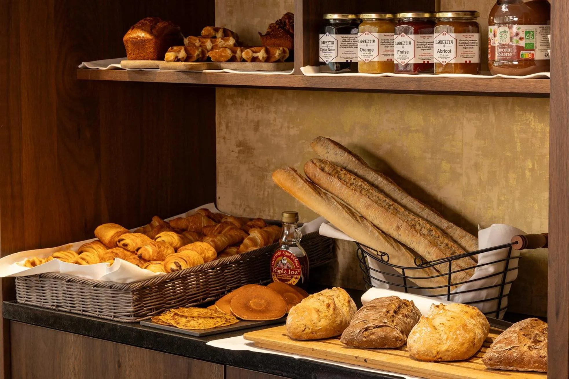 Breakfast in Hôtel Etoile Maillot