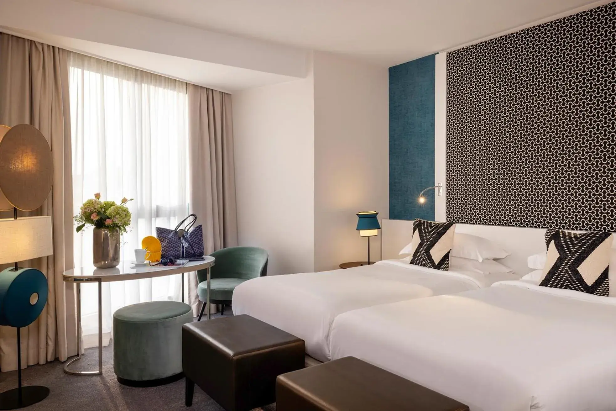 Bed in Hôtel Etoile Maillot Bed in Hôtel Etoile Maillot