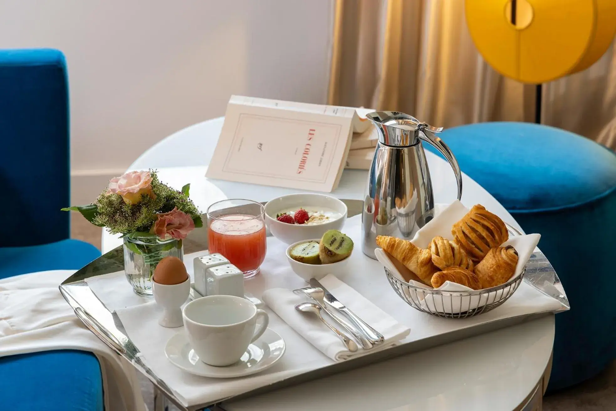 Bedroom in Hôtel Etoile Maillot Bedroom in Hôtel Etoile Maillot