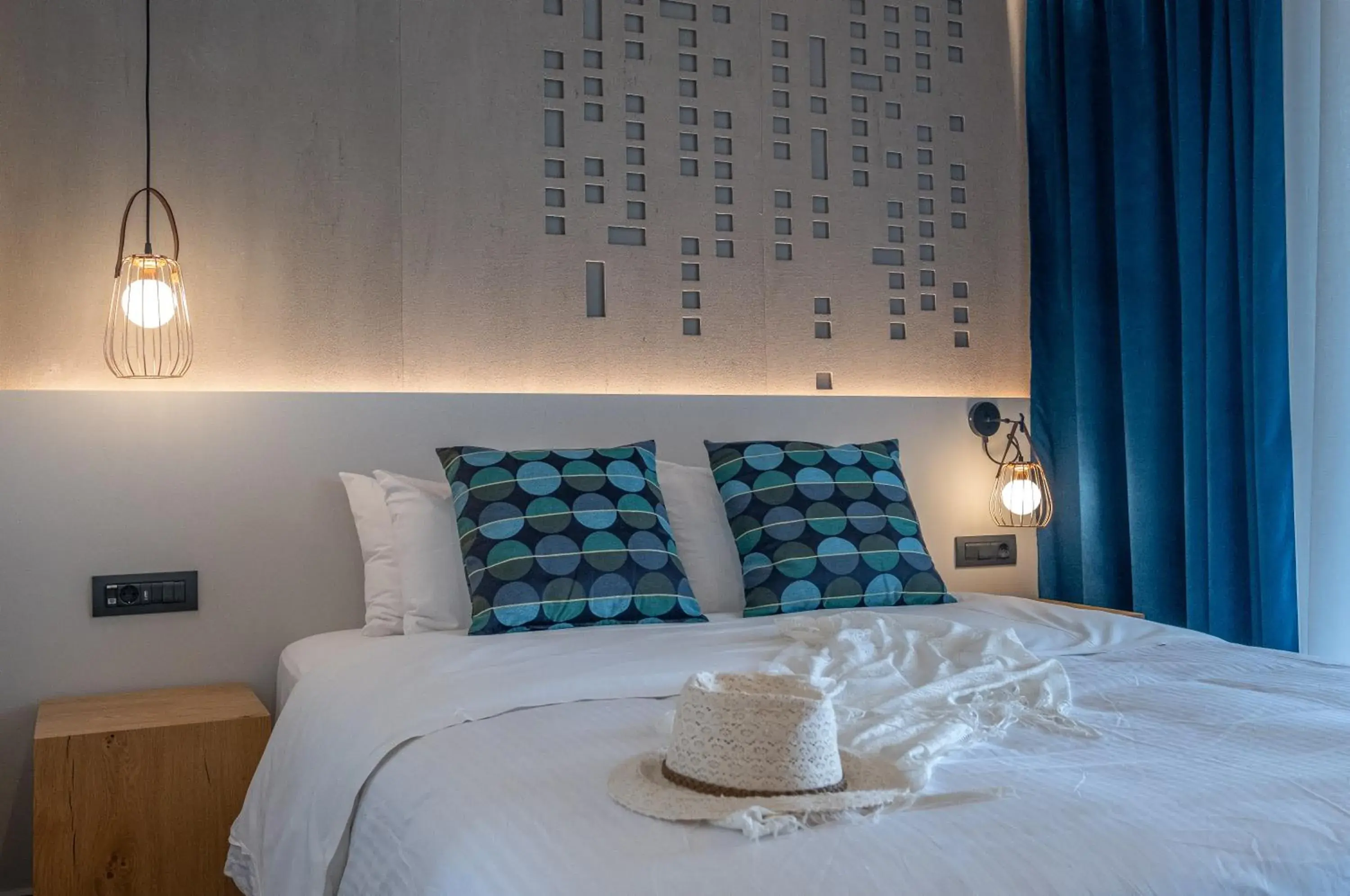 Bed in ELIXIA Bed in ELIXIA