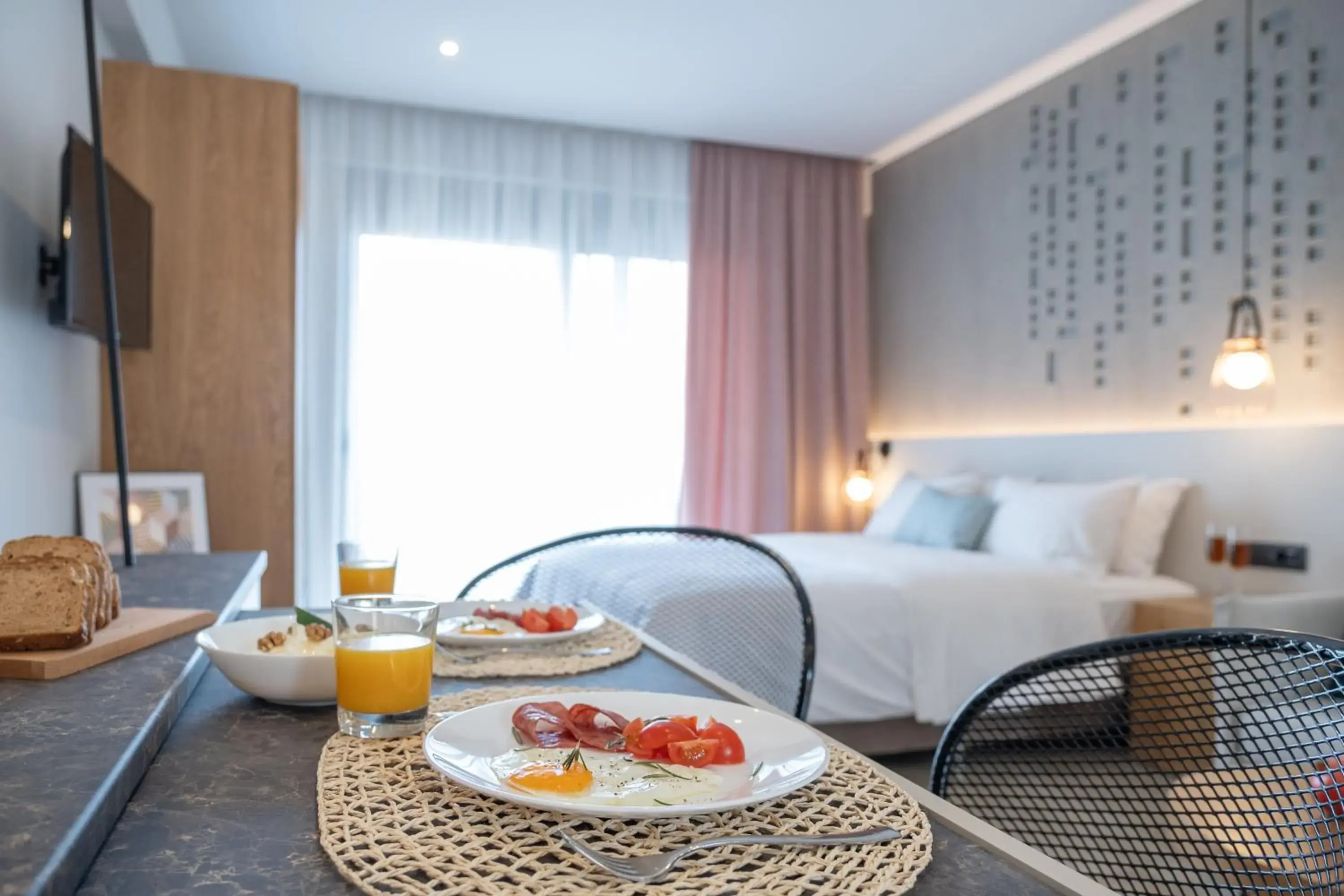 Food and drinks, Bed in ELIXIA Food and drinks, Bed in ELIXIA