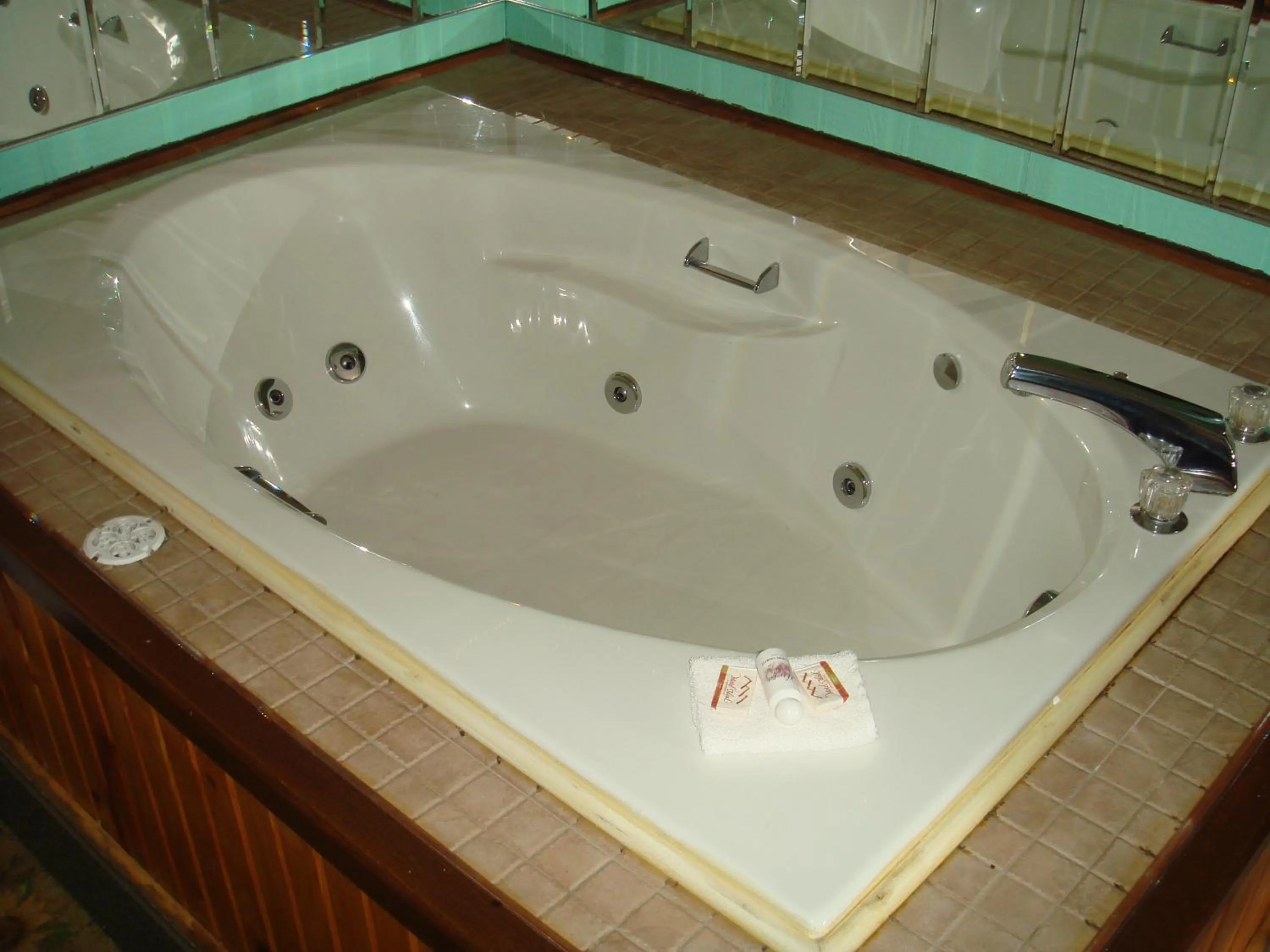 Hot Tub in Motor Court Motel