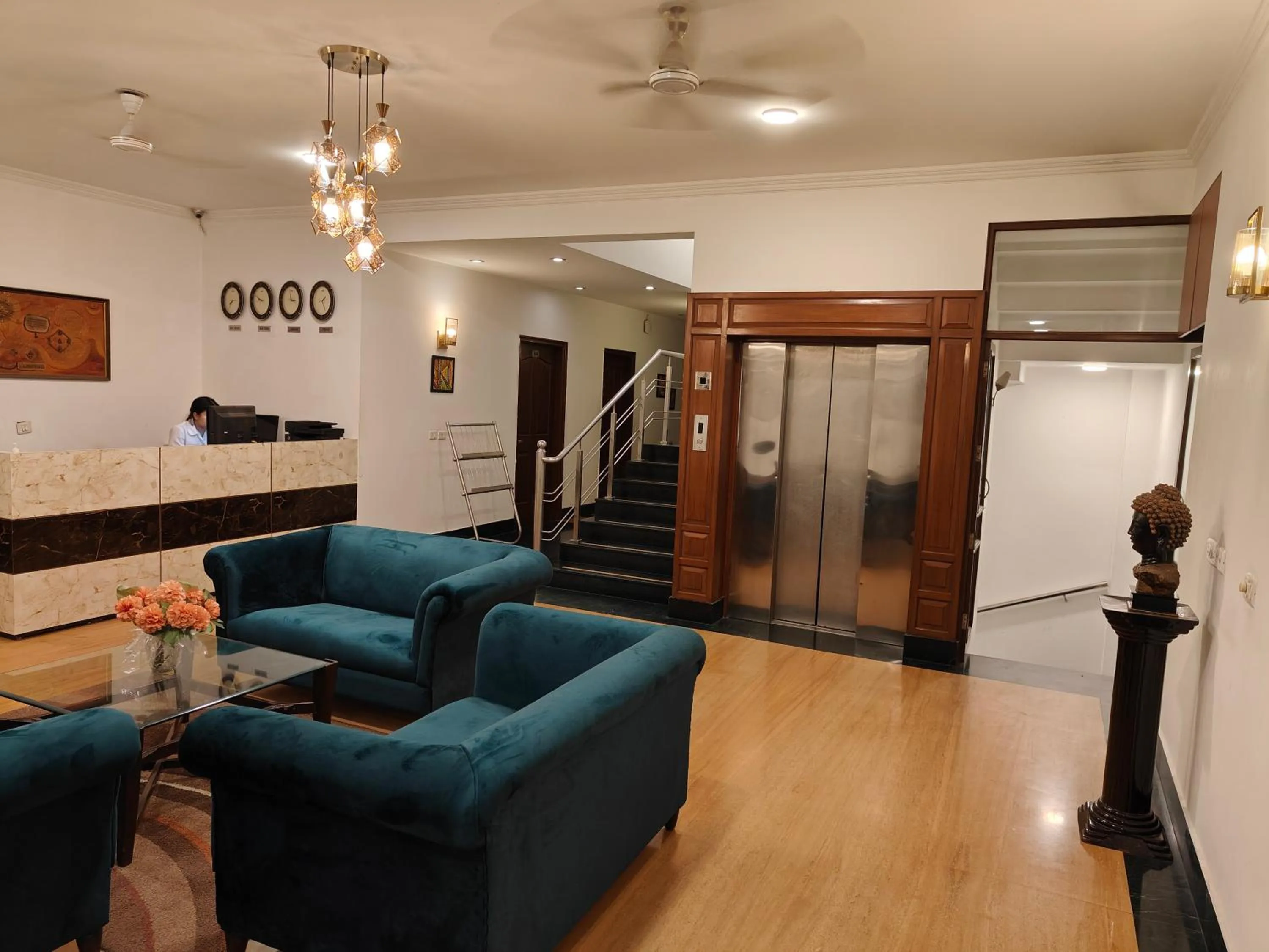 Lobby or reception in Tavisha Villa Golf Course MG Road