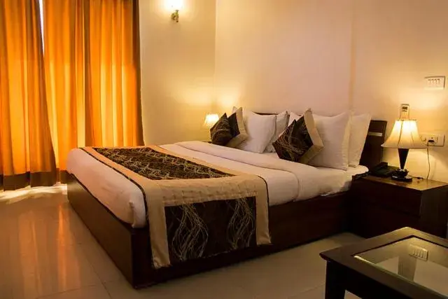 Bed in Tavisha Villa Gurgaon