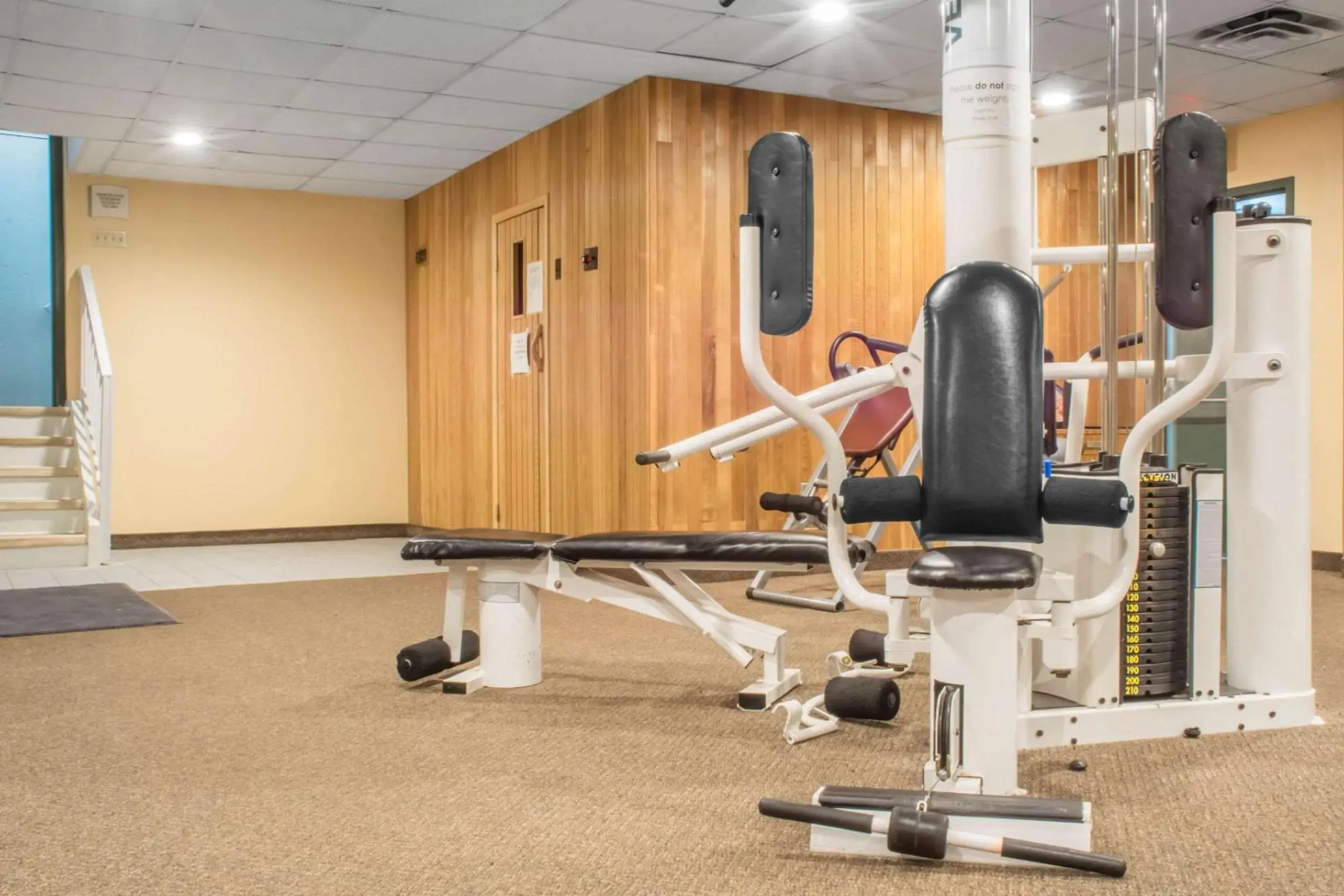 Fitness centre/facilities in Quality Inn Fitness centre/facilities in Quality Inn