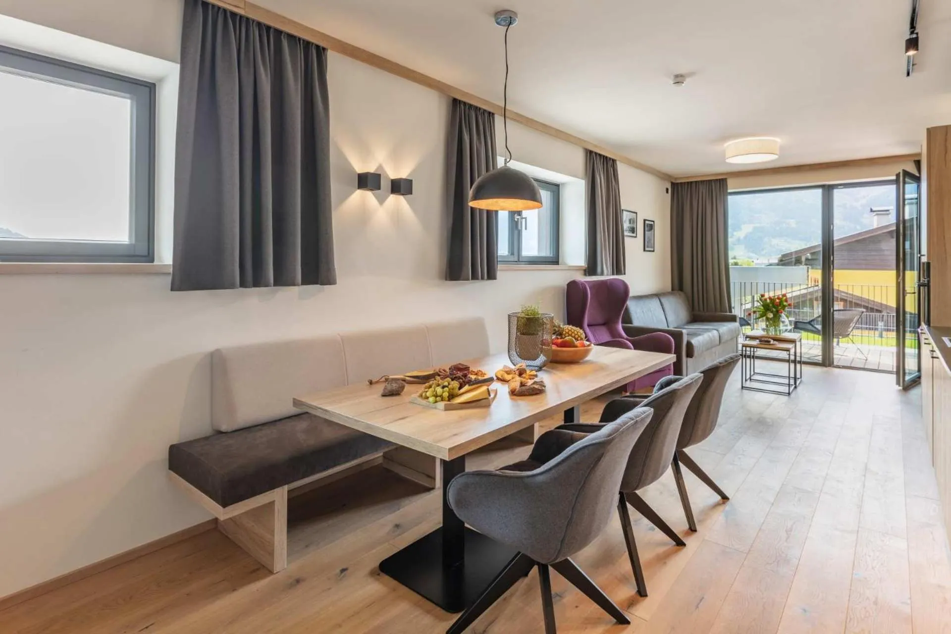 Living room in Emma Deluxe Aparthotel direkt beim Skibus