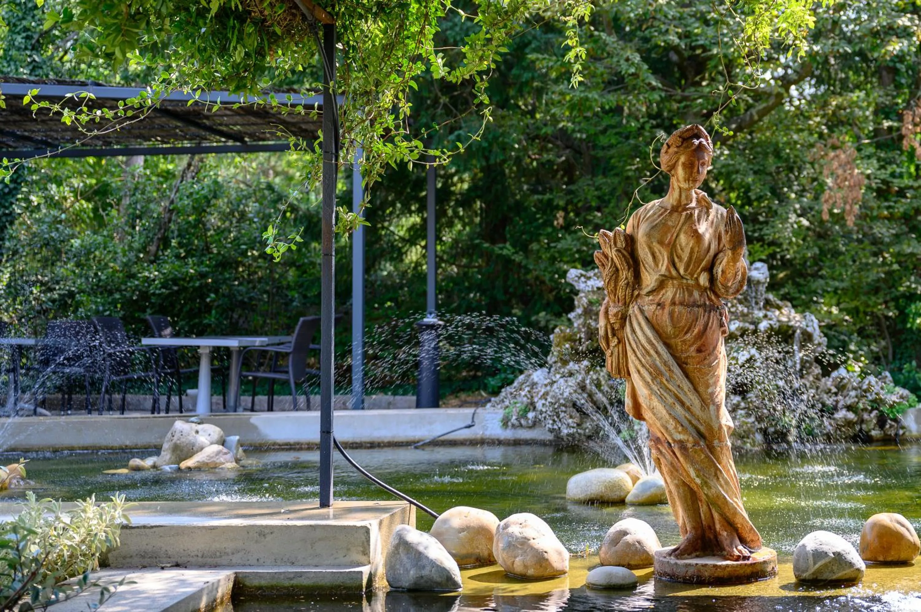 Spring in Villa Augusta