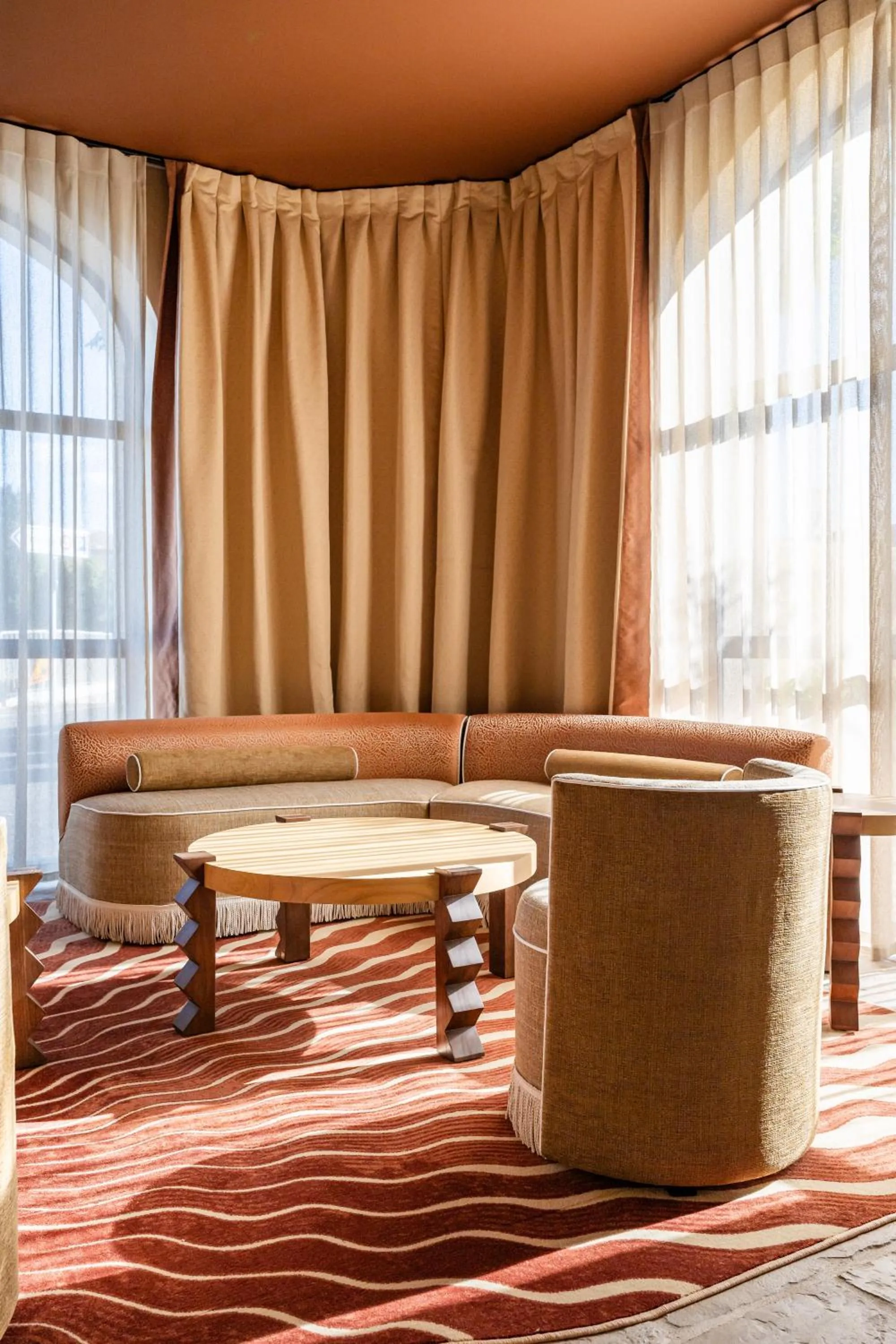 Property building in Villa Augusta