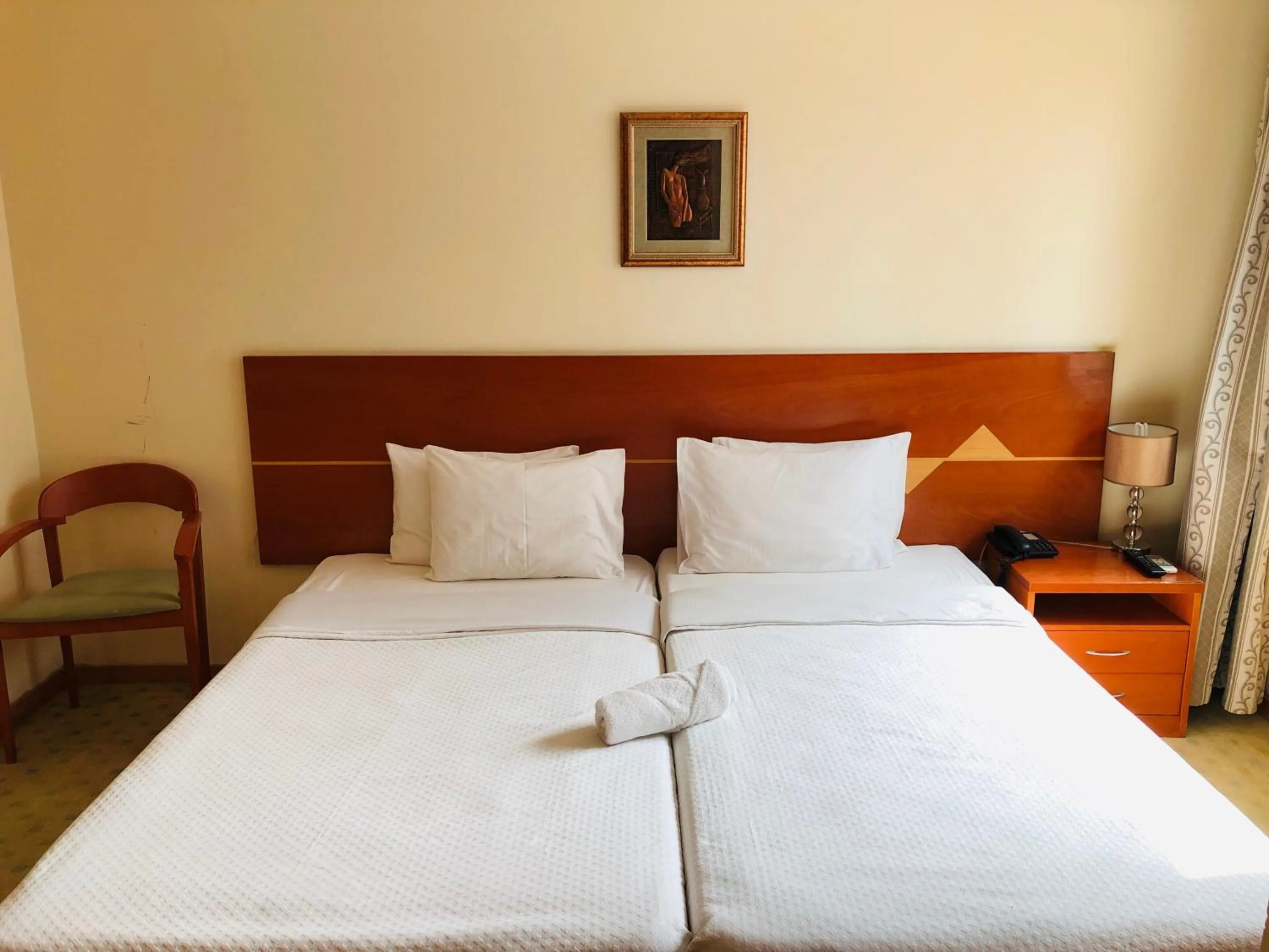 Bed in Golden Park Hotel