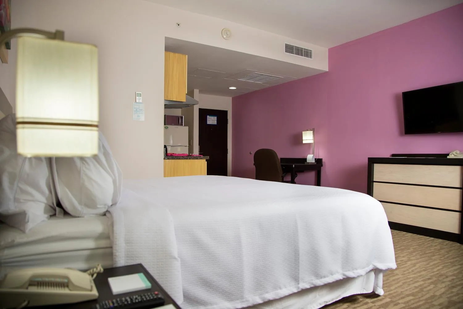 Photo of the whole room, Bed in Excellence Express & Suites