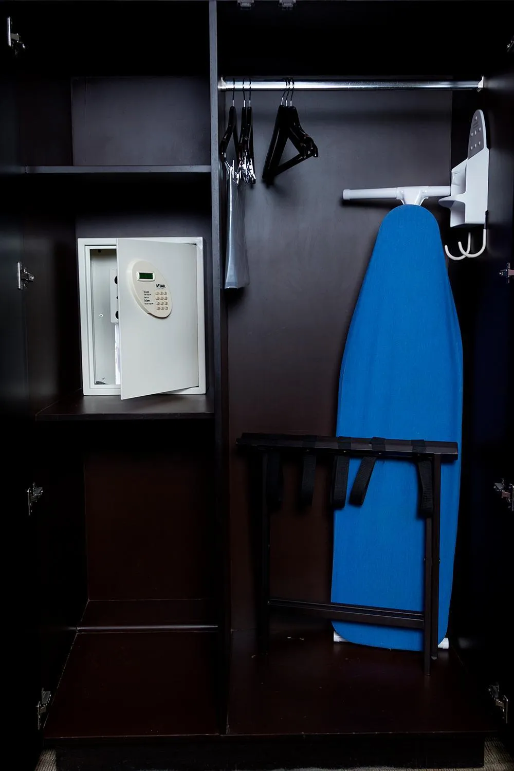 Decorative detail in Excellence Express & Suites