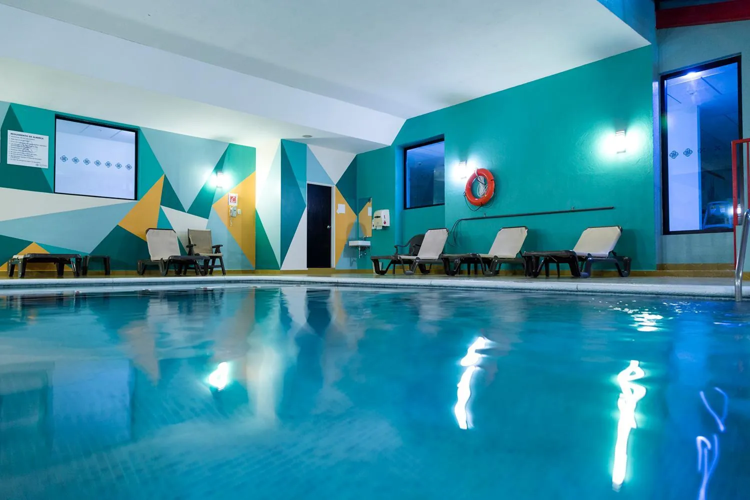 Swimming pool in Excellence Express & Suites