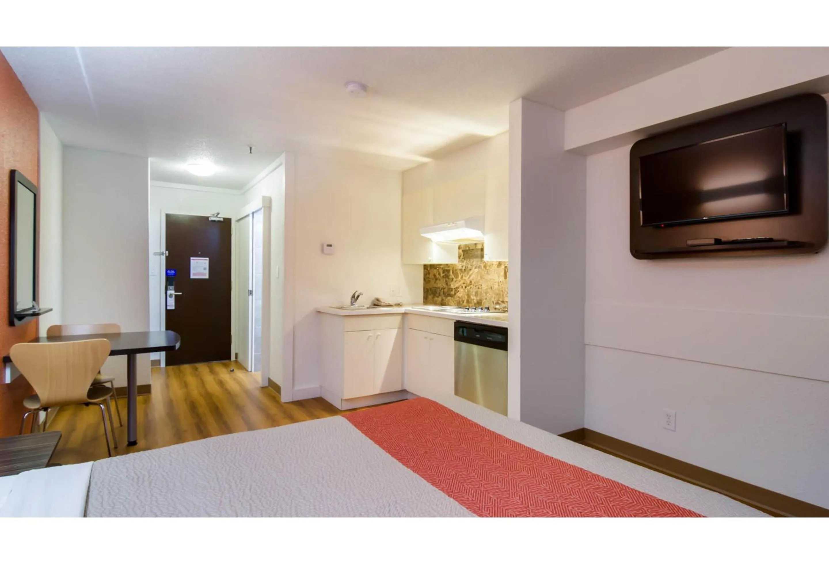 Bedroom in Motel 6 Kerrobert, SK