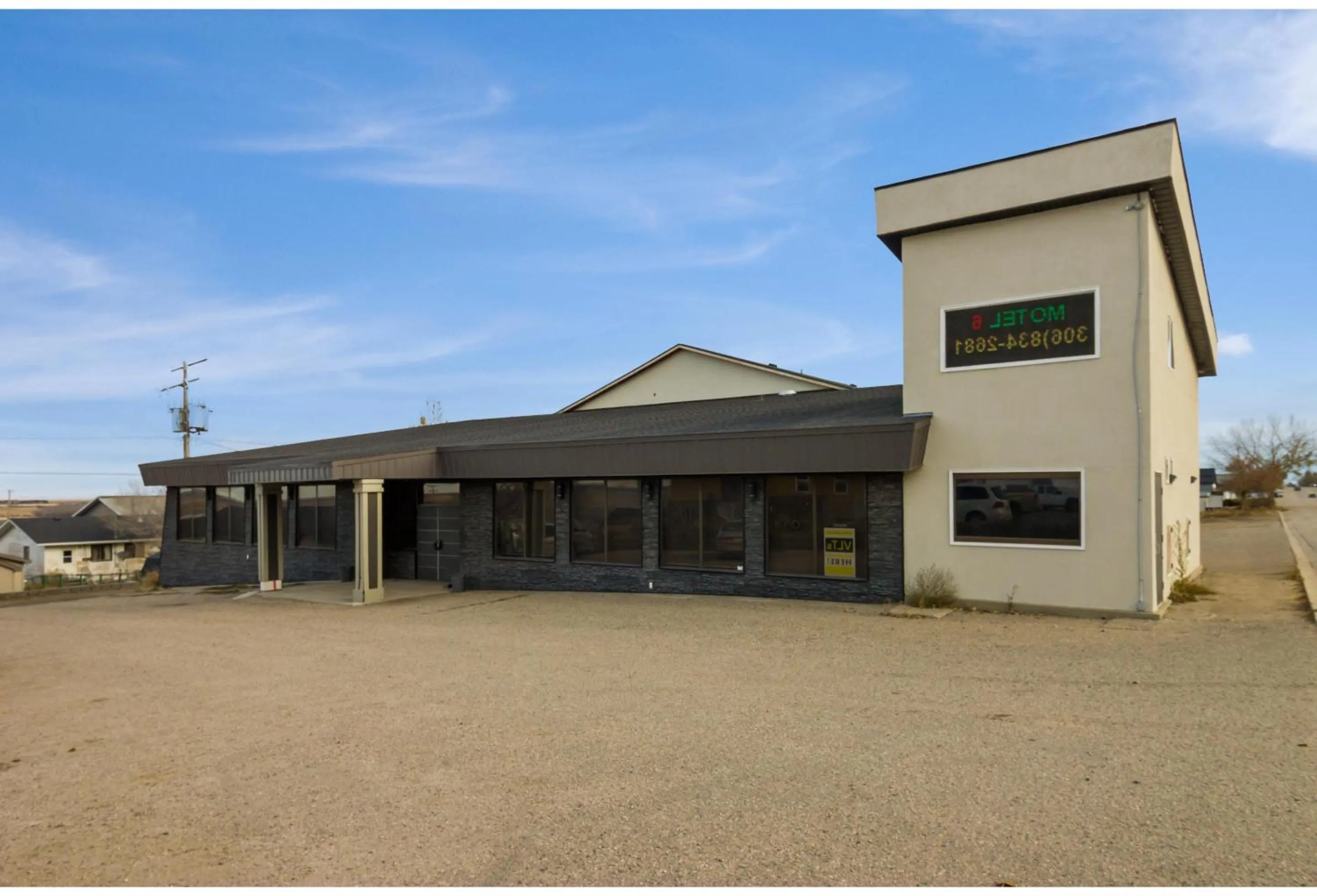Facade/entrance in Motel 6 Kerrobert, SK