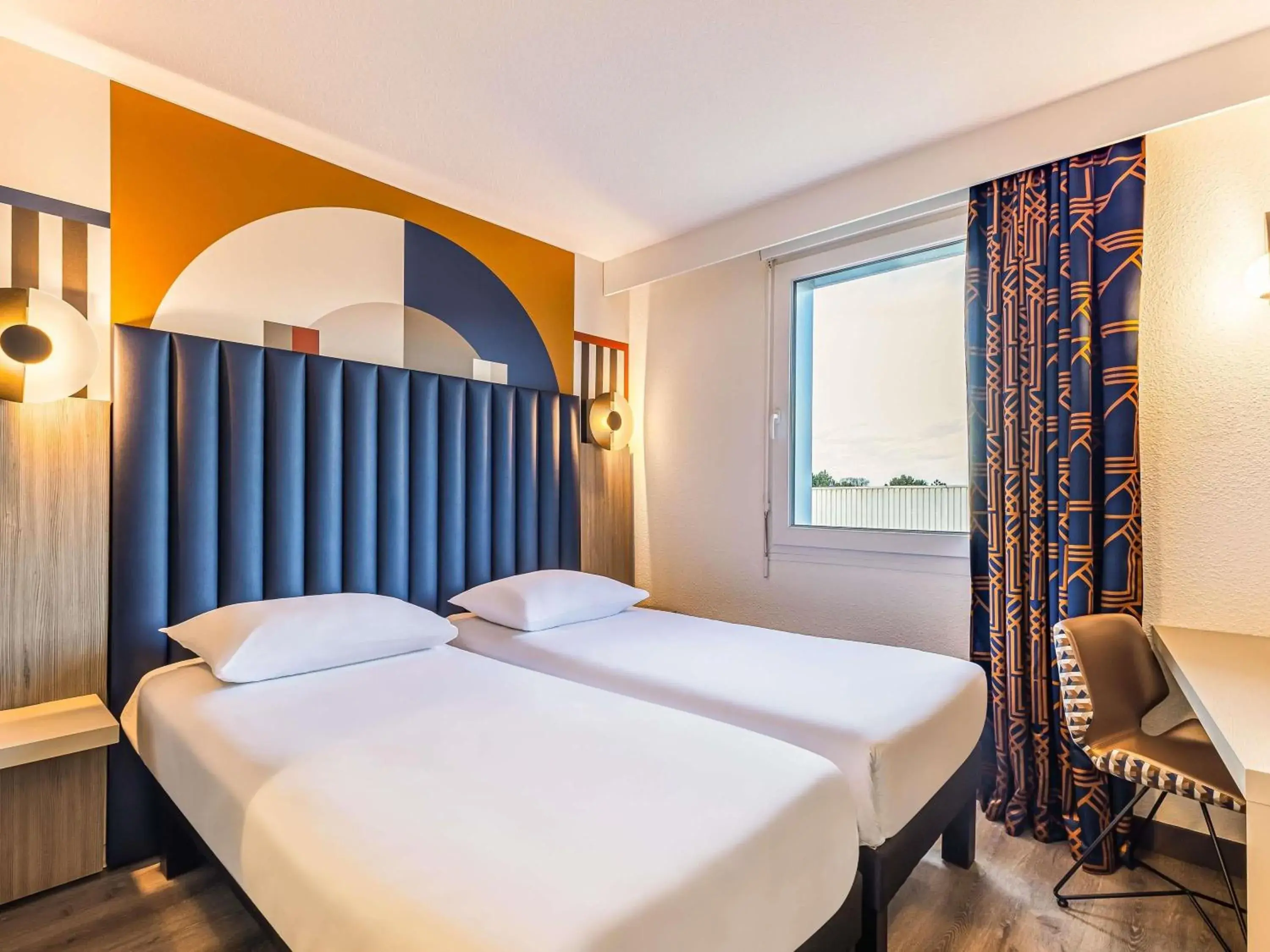 Bedroom, Bed in ibis Styles Saint-Quentin Bedroom, Bed in ibis Styles Saint-Quentin