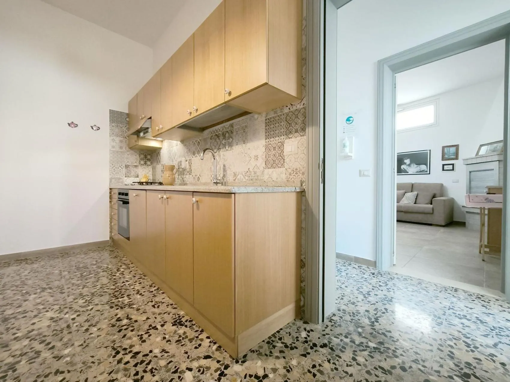 Seating area in Domus Petrosa