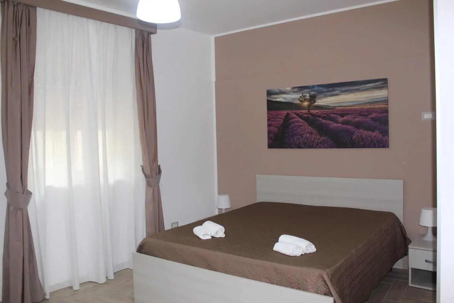 Triple Room with Private Bathroom - single occupancy in AFFITTACAMERE LA TRAVERSA Triple Room with Private Bathroom - single occupancy in AFFITTACAMERE LA TRAVERSA