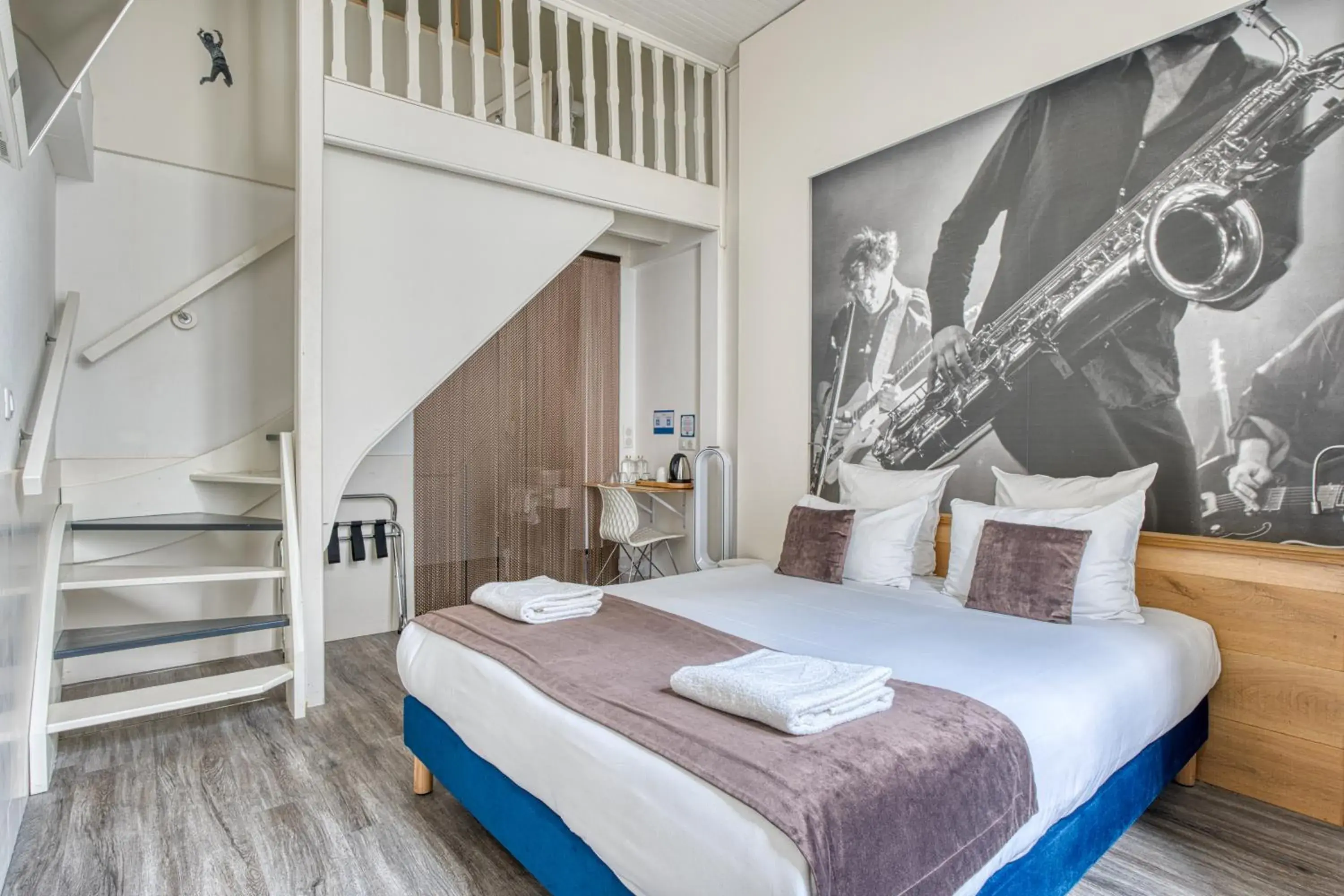 Superior Family Room in Hôtel François 1er Superior Family Room in Hôtel François 1er