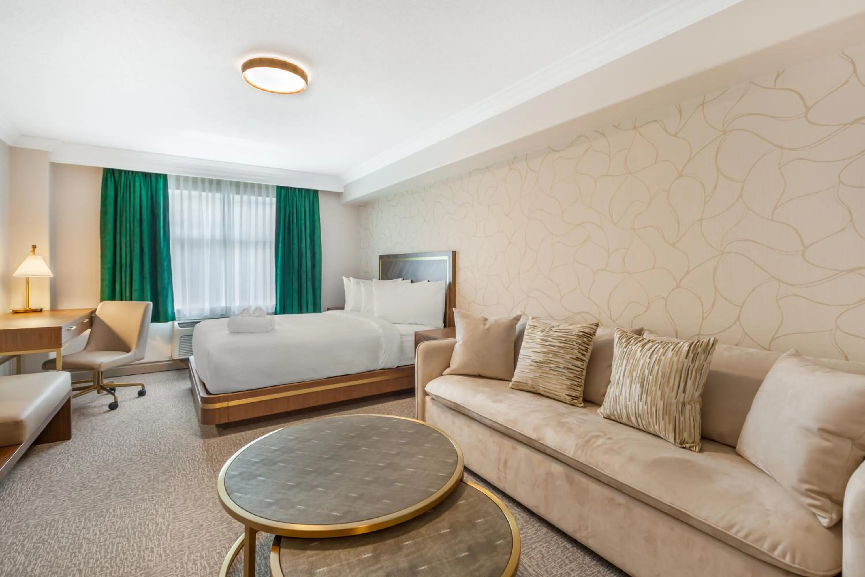 Photo of the whole room in Velora Hinton, an Ascend Collection Hotel