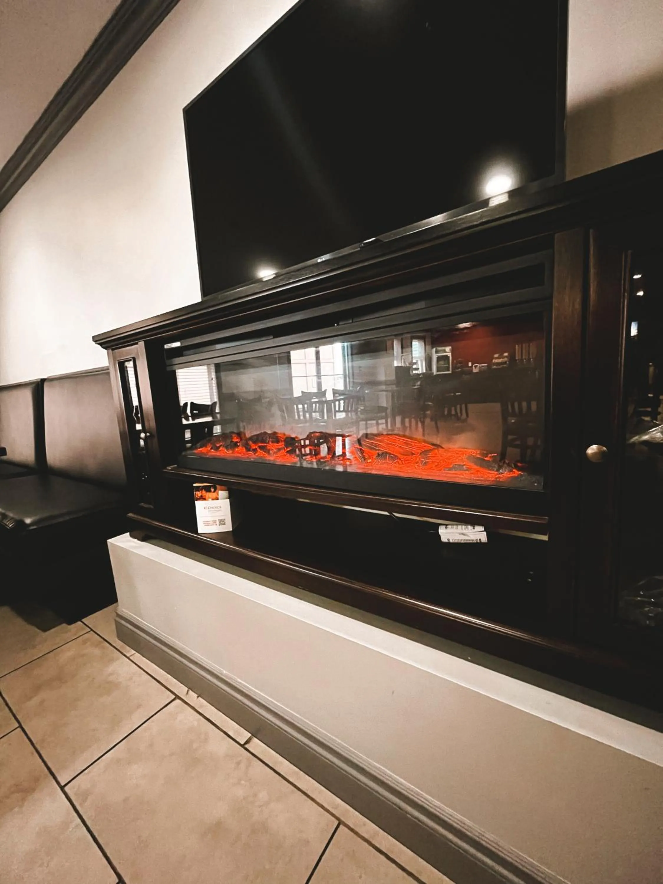 Breakfast in Quality Inn & Suites Hinton