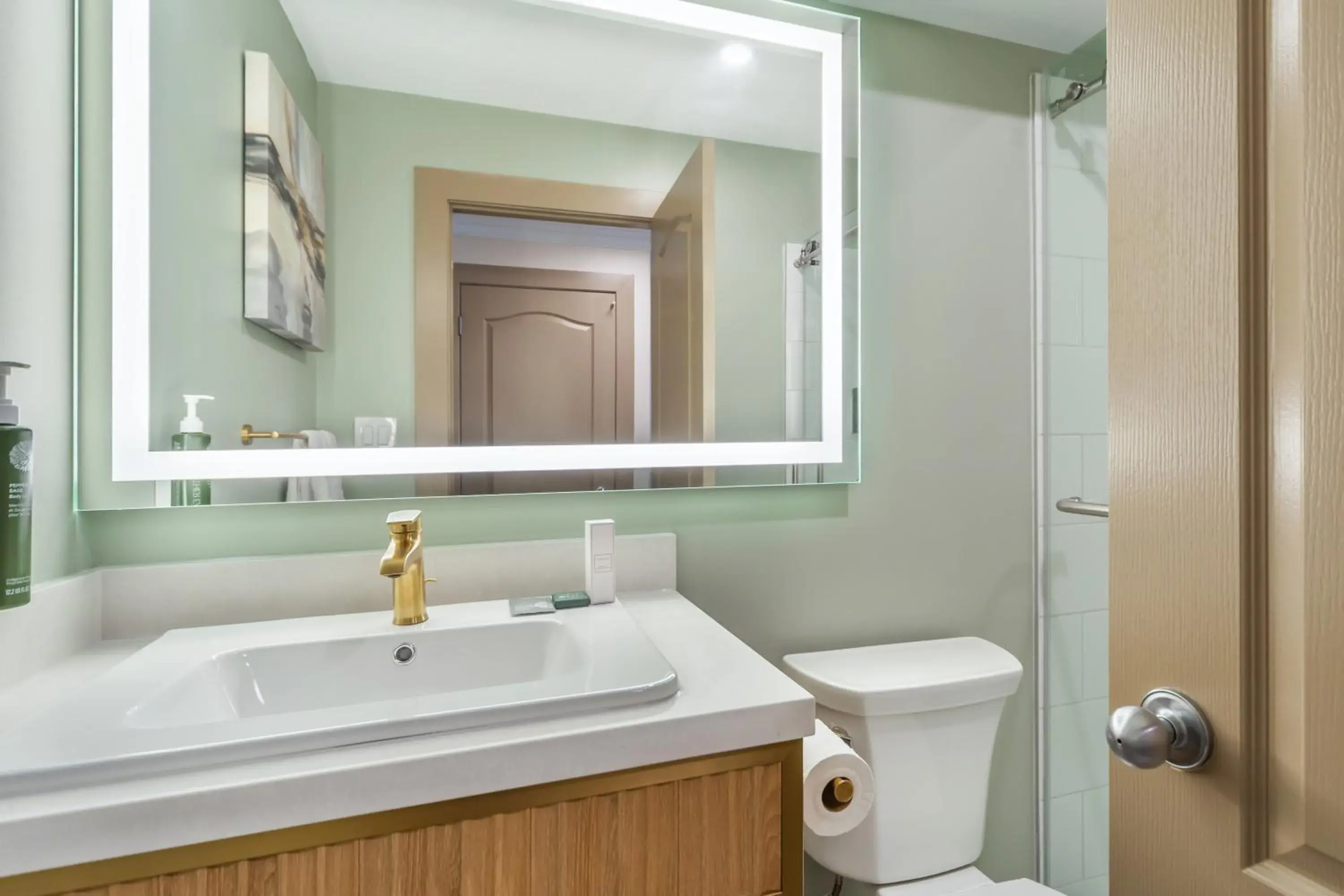 Bathroom in Velora Hinton, an Ascend Collection Hotel Bathroom in Velora Hinton, an Ascend Collection Hotel