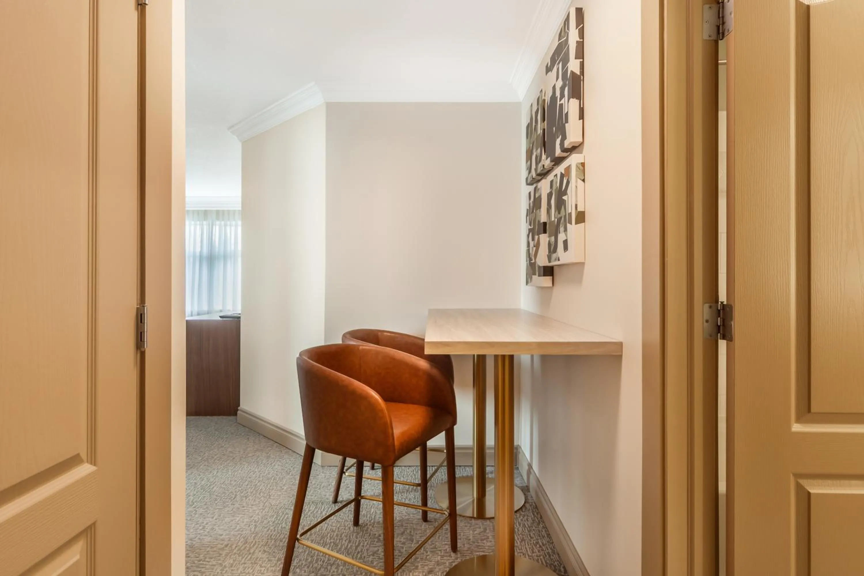 Living room in Velora Hinton, an Ascend Collection Hotel