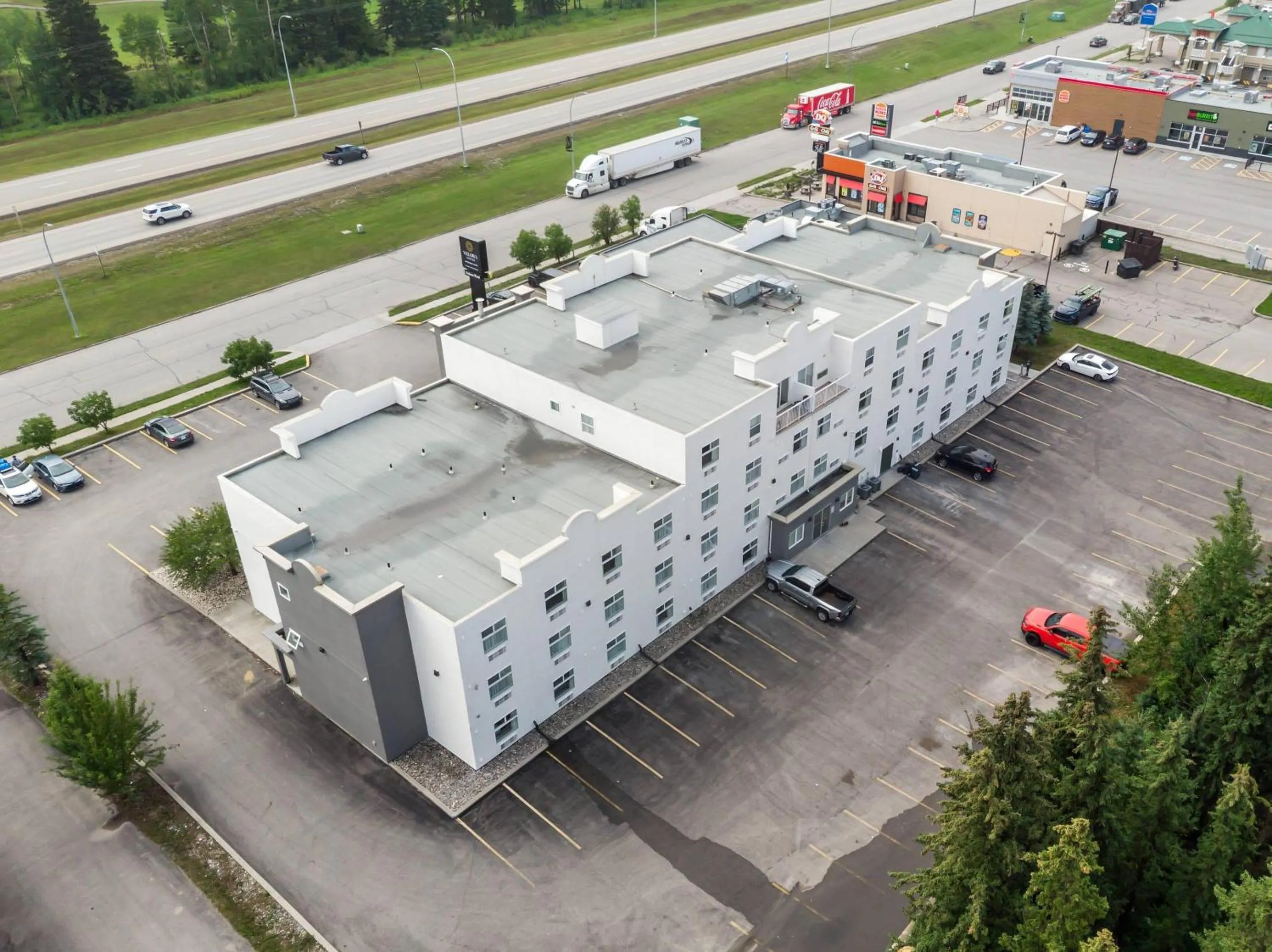 Property building in Velora Hinton, an Ascend Collection Hotel