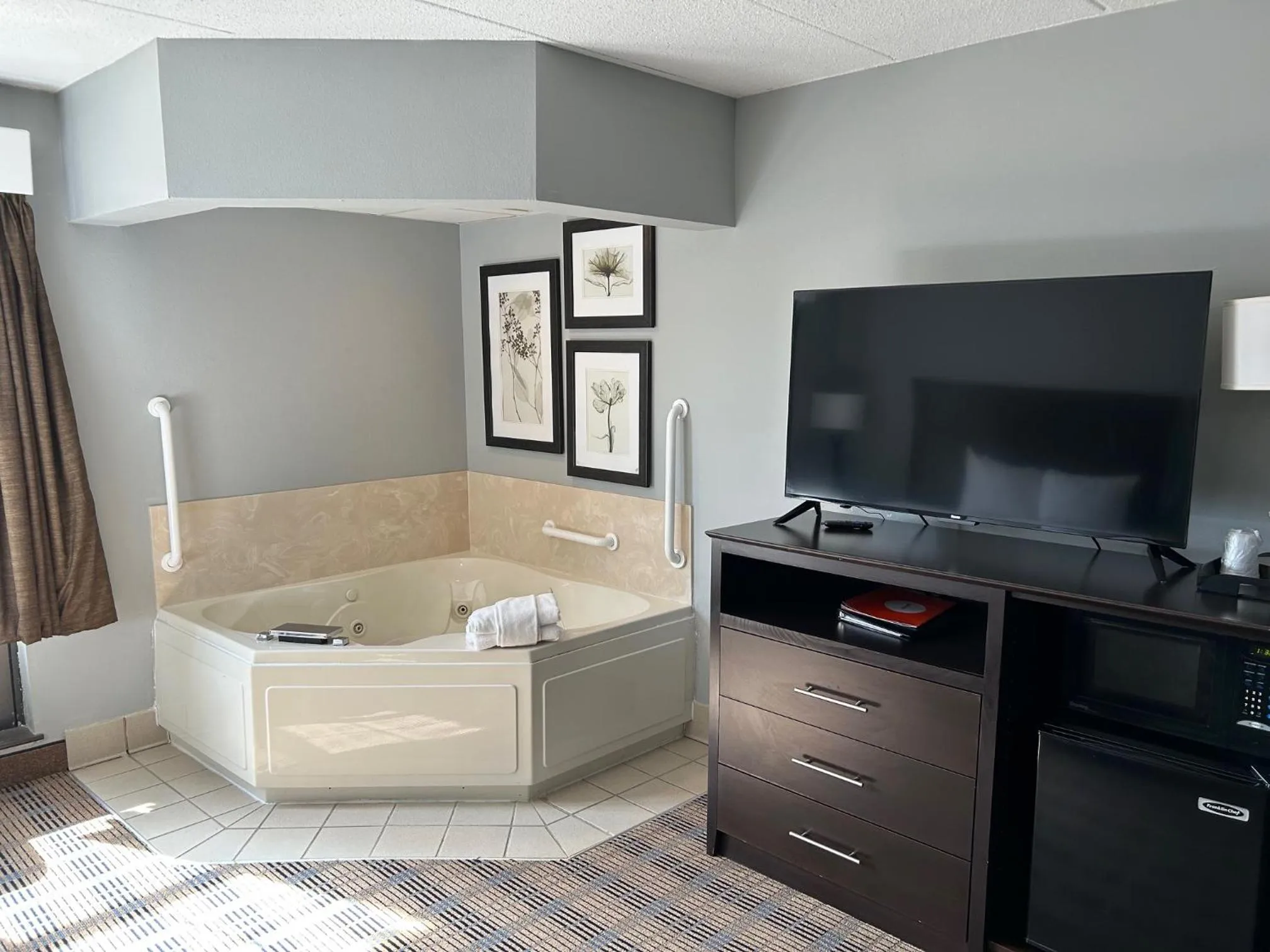 AmericInn by Wyndham Ottumwa