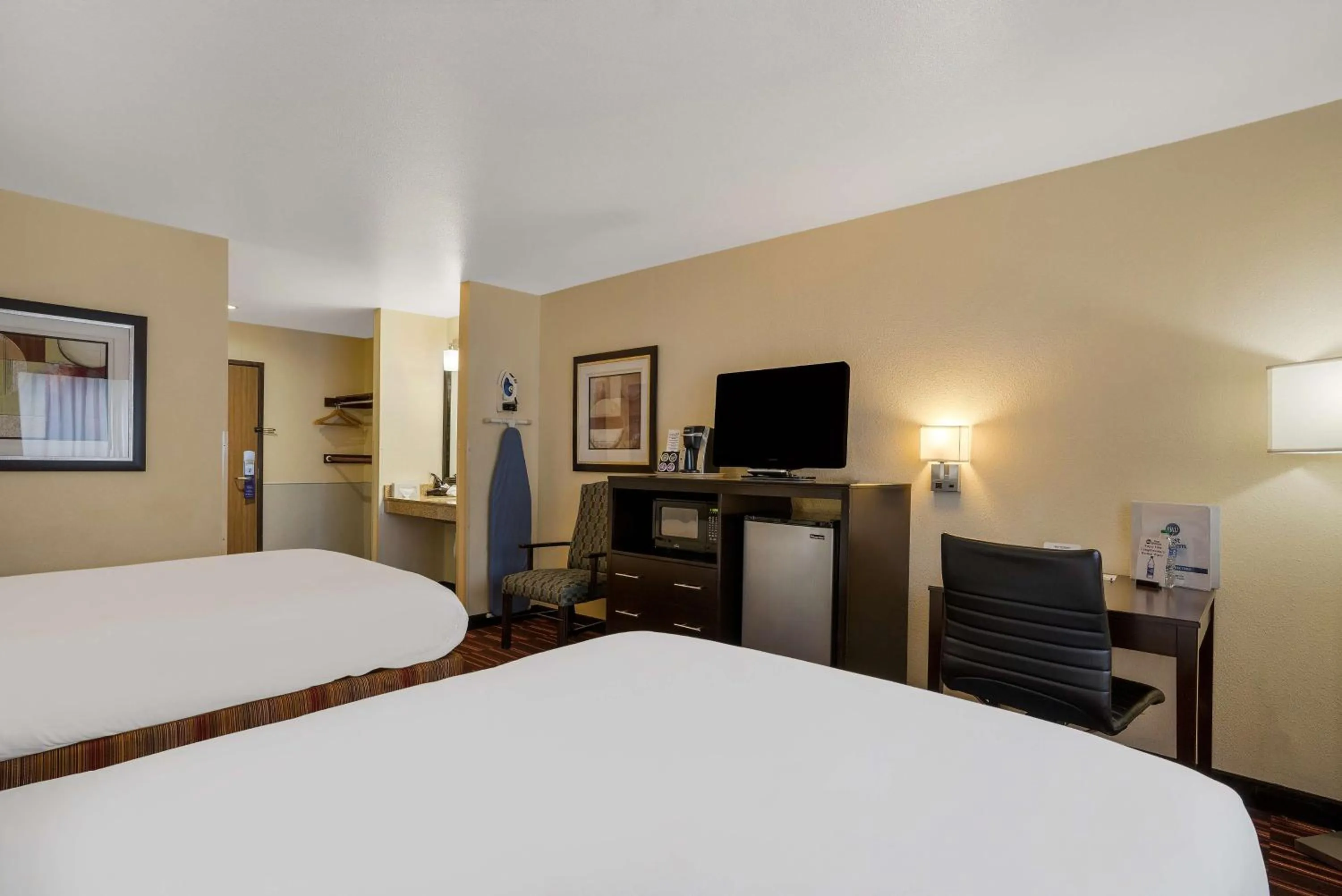 Bedroom in Best Western Hermiston Inn