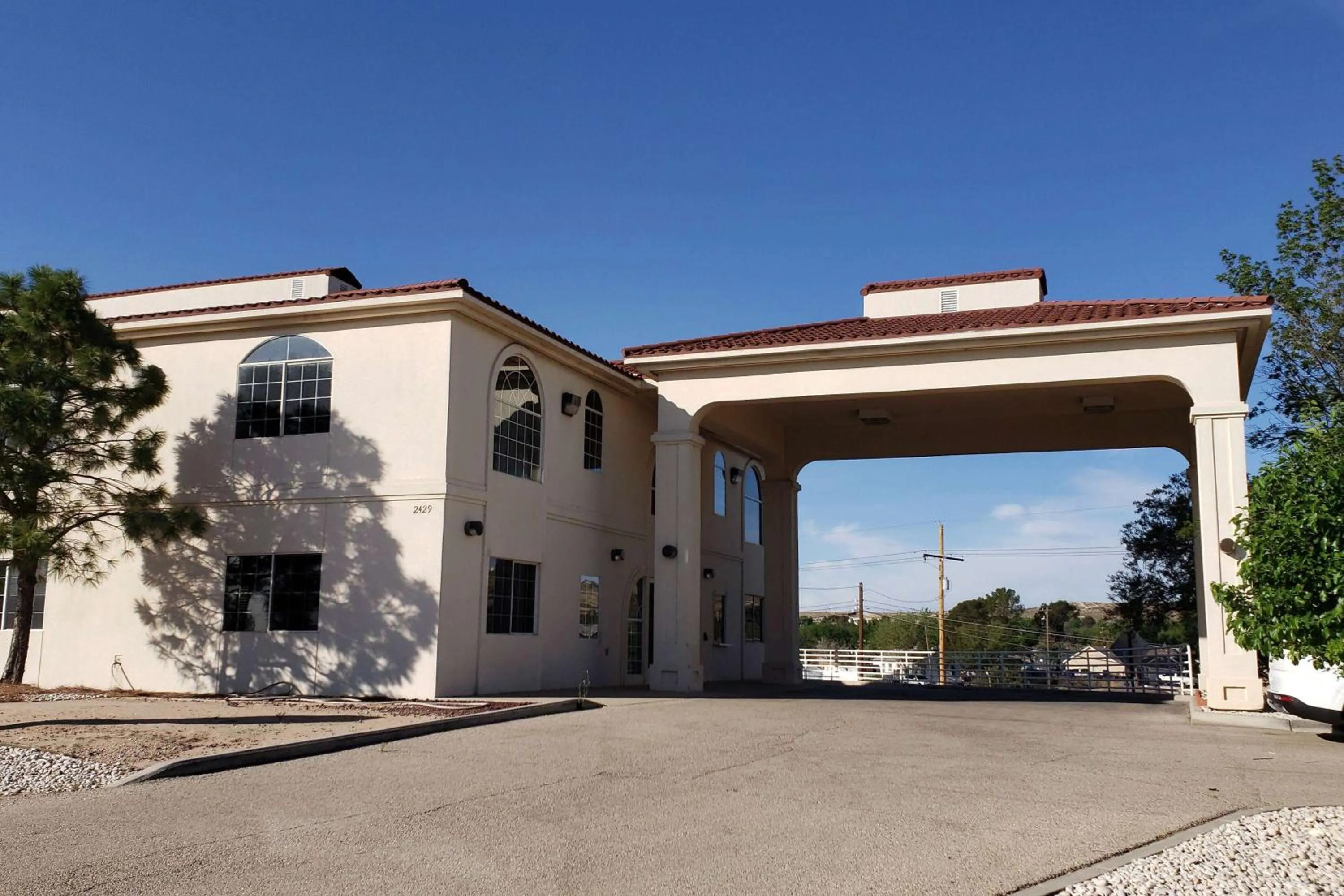 Property building in Travelodge by Wyndham Carlsbad NM