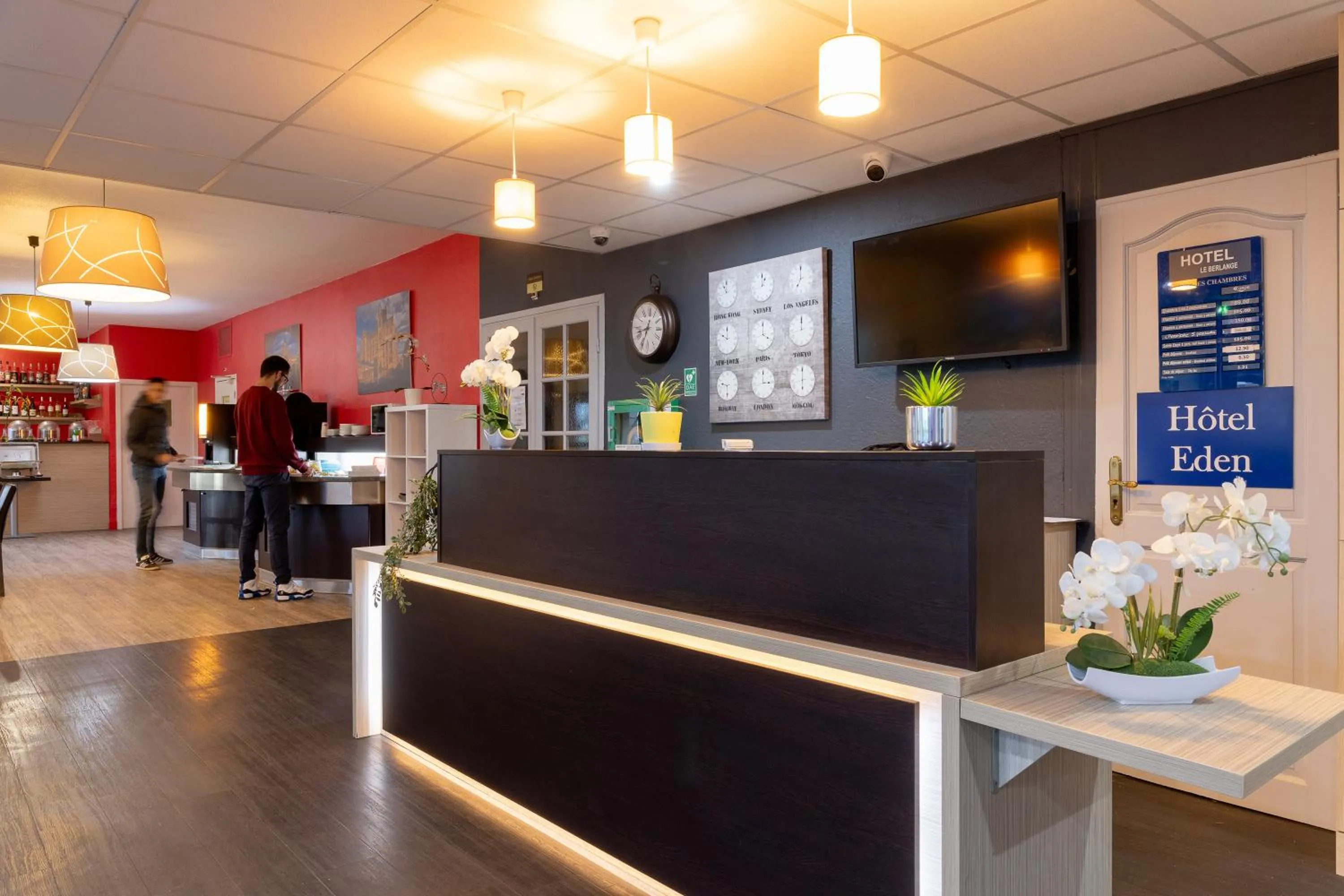 Lobby or reception in HÔTEL ÉDEN - Metz Nord - Woippy - Porte du Luxembourg - A31