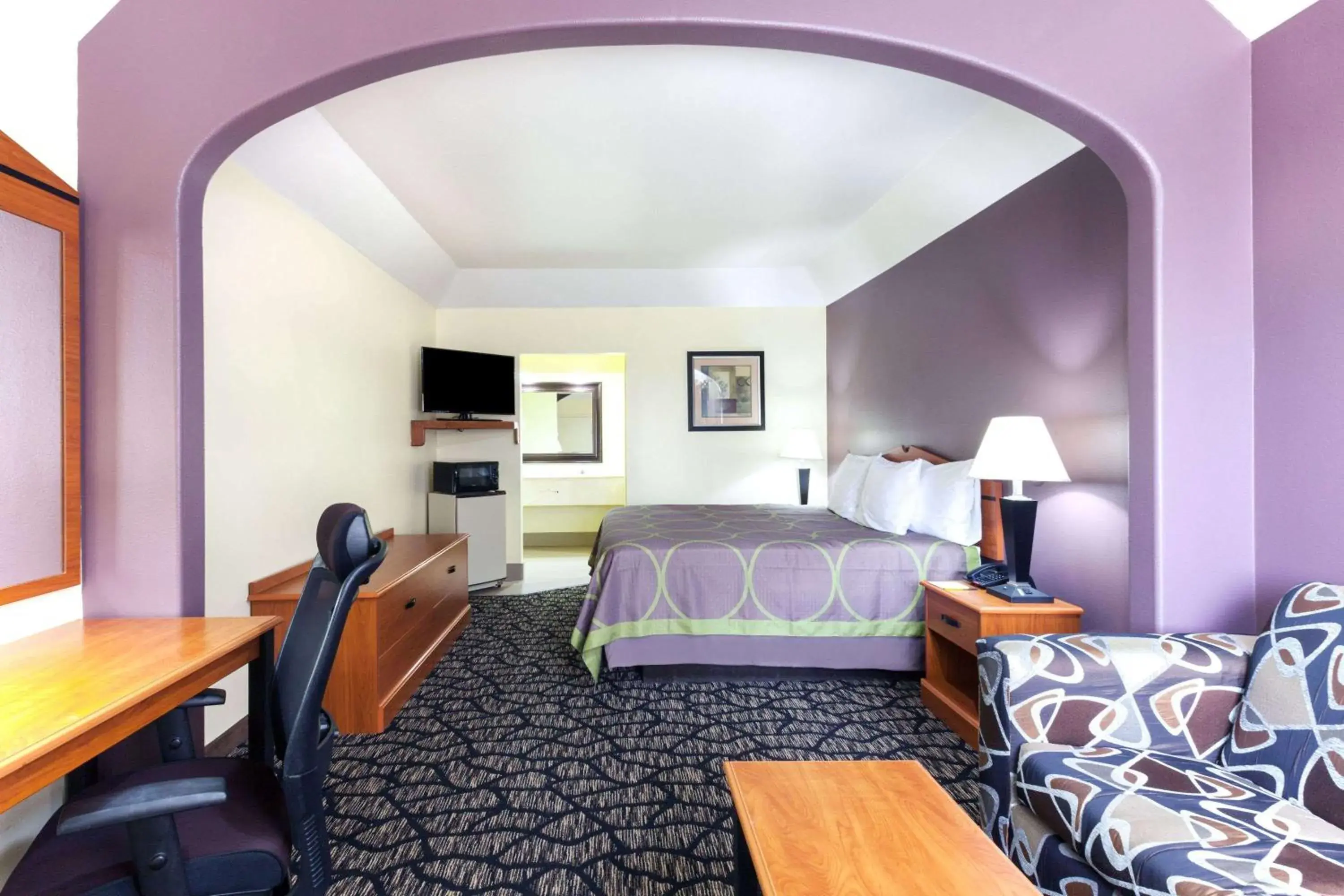 Photo of the whole room, Bed in Super 8 by Wyndham Fairfield Tx Photo of the whole room, Bed in Super 8 by Wyndham Fairfield Tx