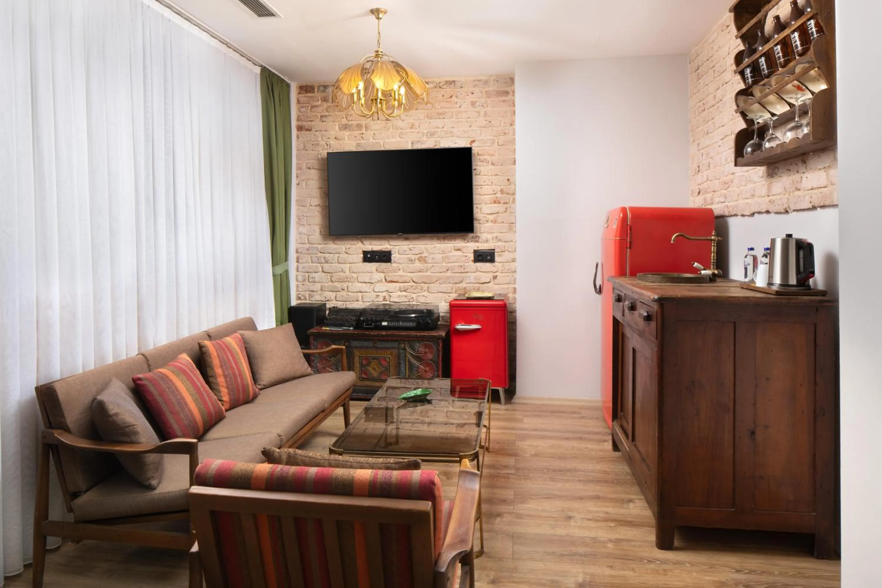 minibar in Hotel Des Arts Galata