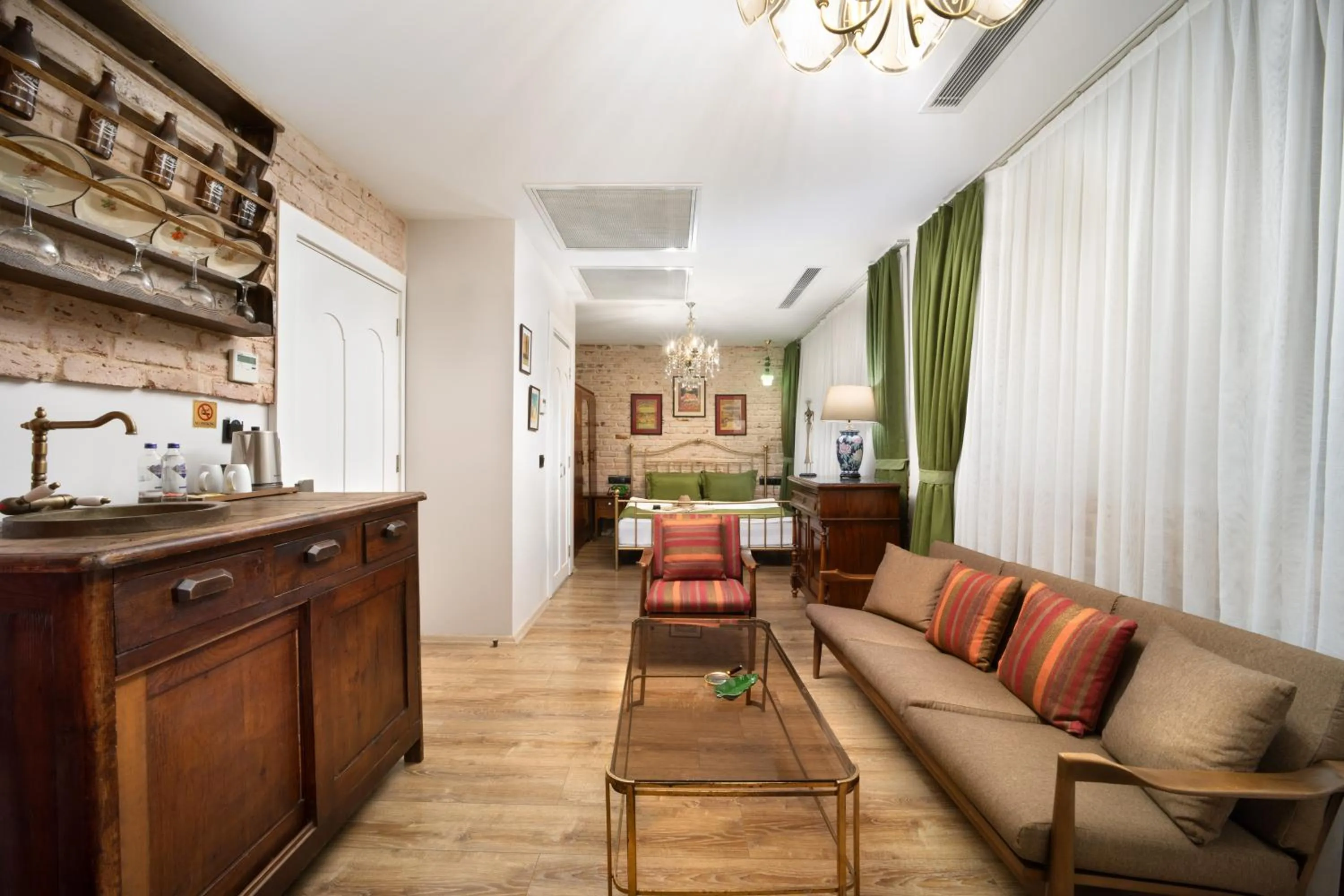 Bed in Hotel Des Arts Galata