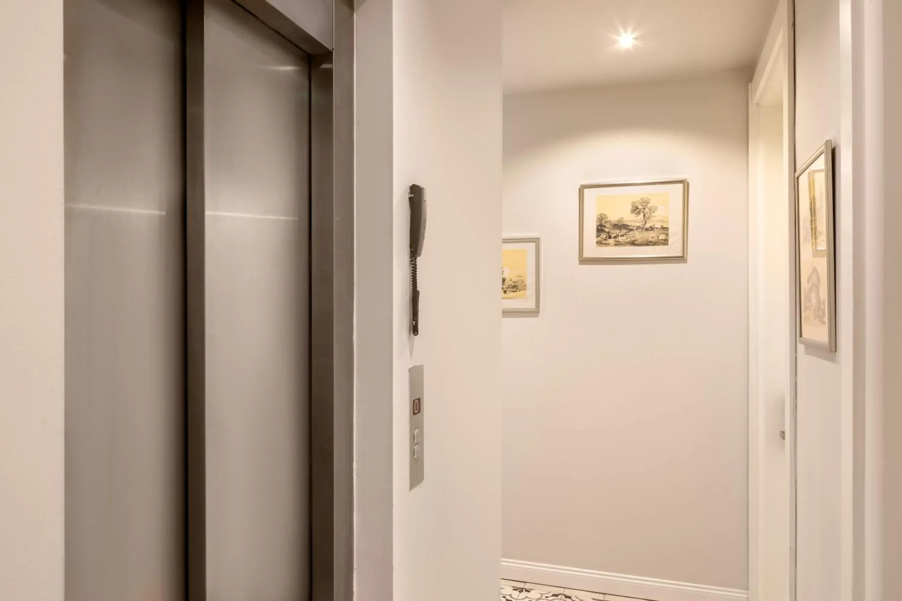 Lobby or reception in Hotel Des Arts Galata Lobby or reception in Hotel Des Arts Galata