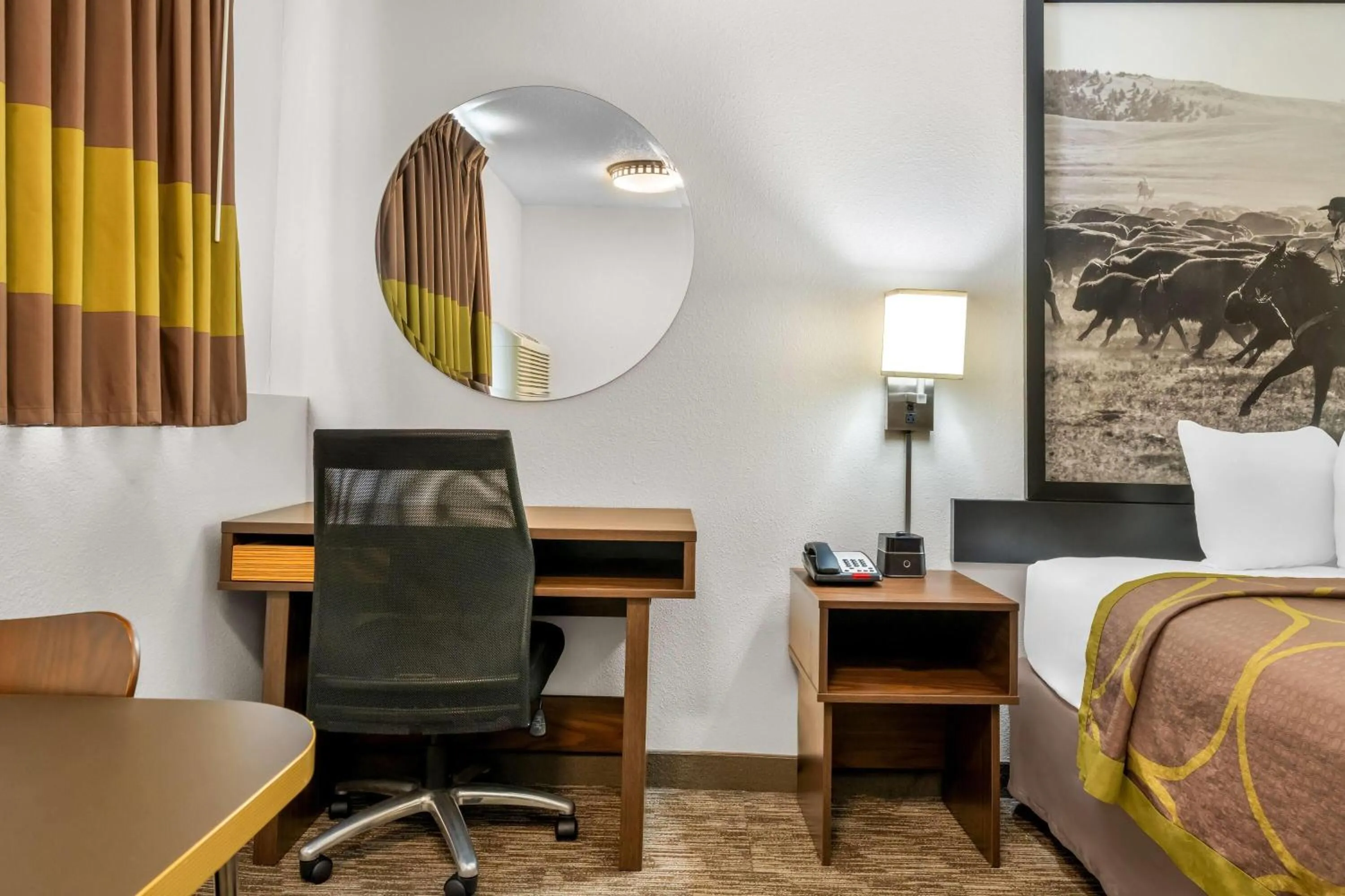 Bed in Super 8 by Wyndham Custer/Crazy Horse Area