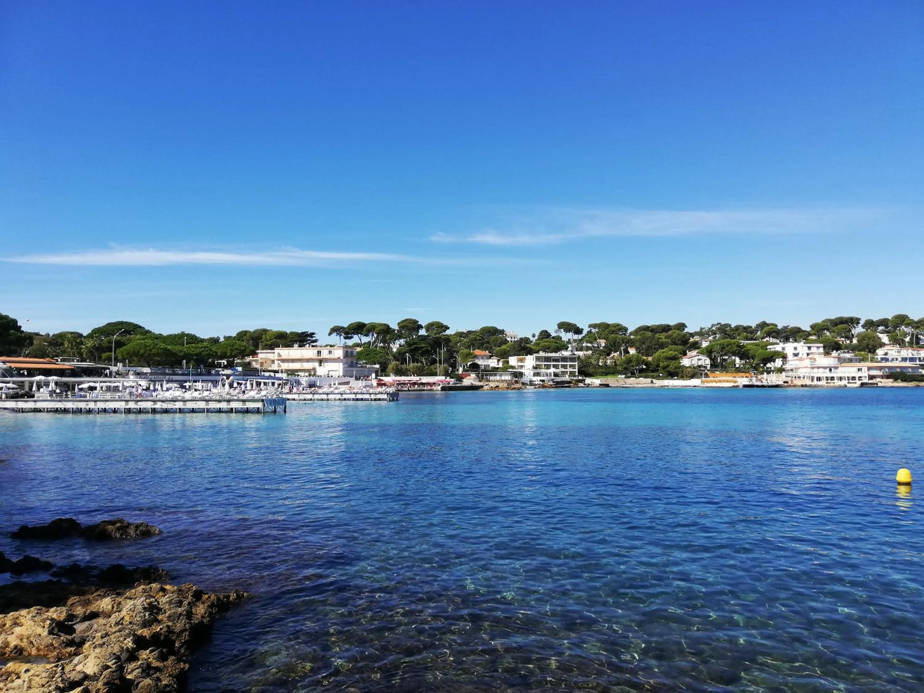 Neighbourhood in Hotel Miramar- Cap d'Antibes - La Garoupe plage