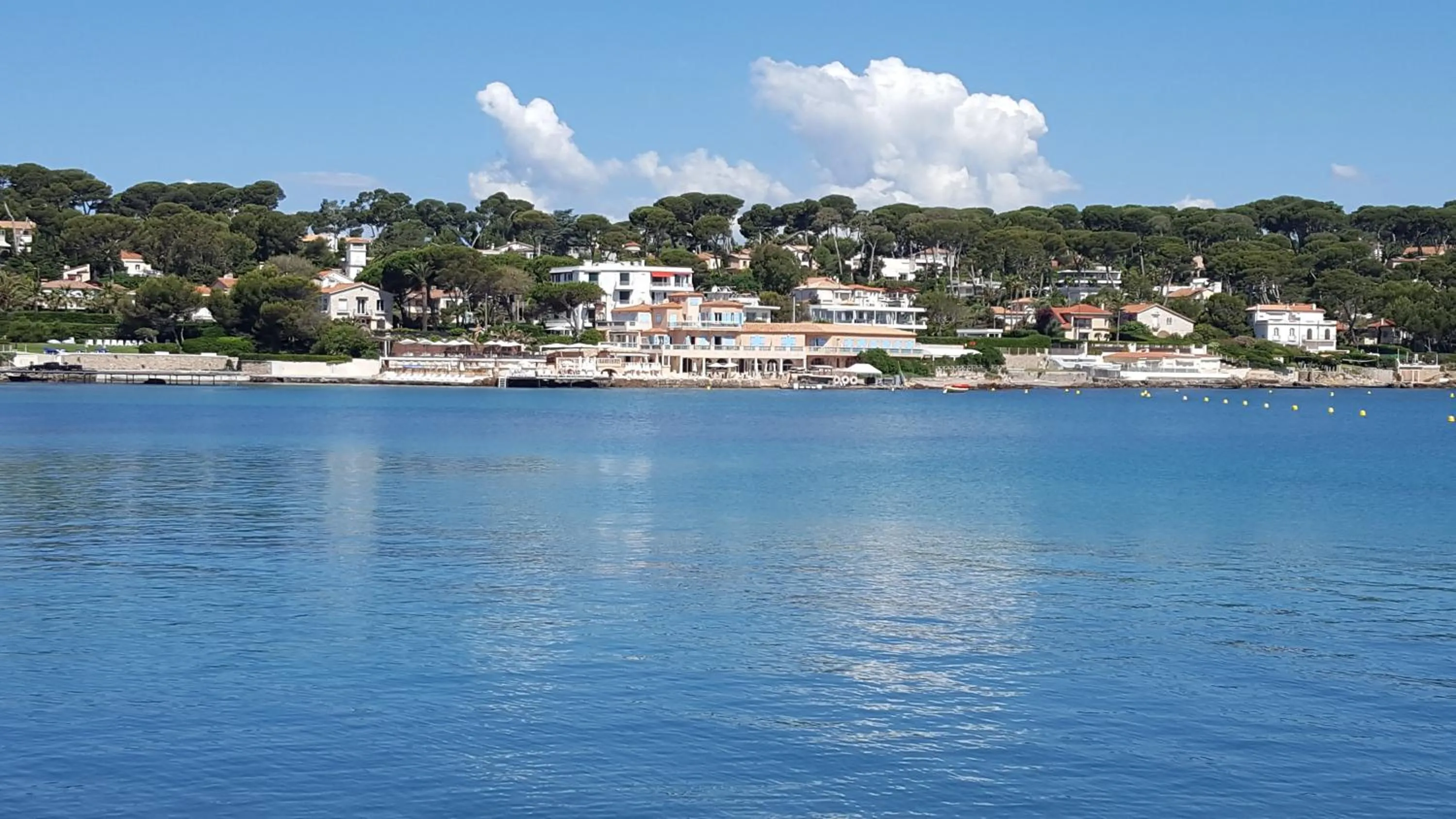 Staff in Hotel Miramar- Cap d'Antibes - La Garoupe plage