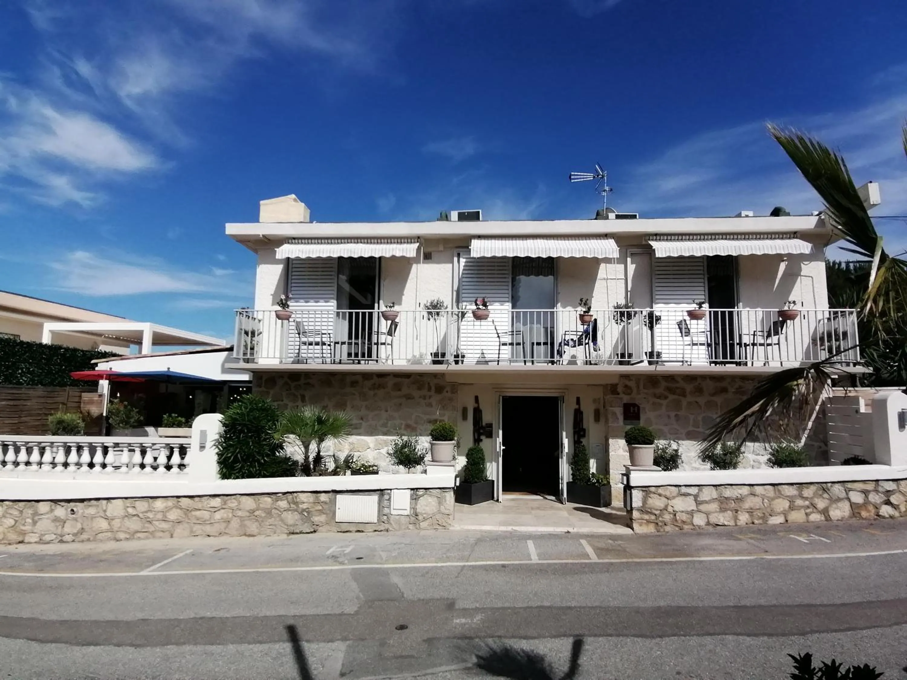 Staff in Hotel Miramar- Cap d'Antibes - La Garoupe plage