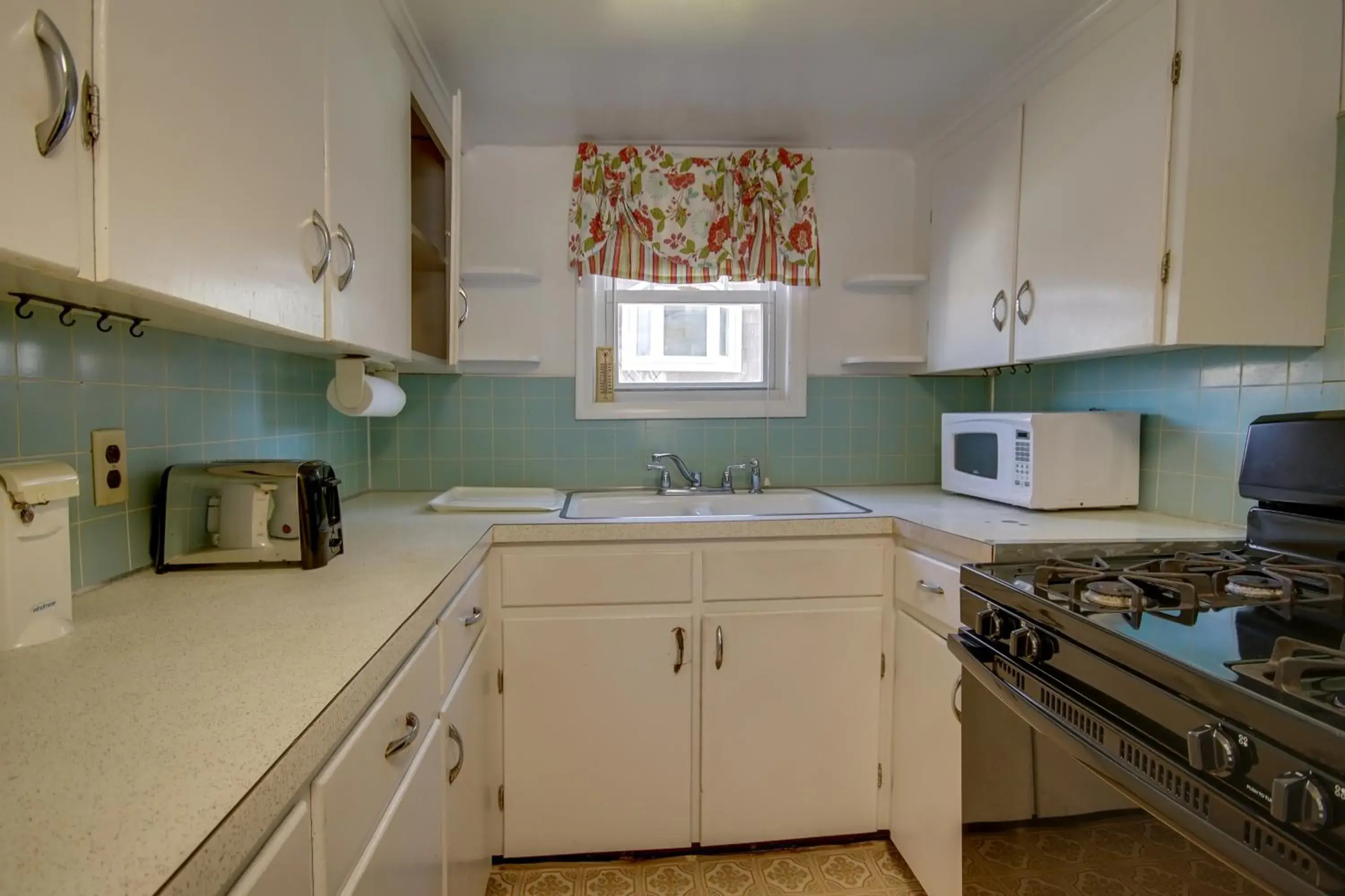 Three-Bedroom Apartment in Majestic Hotel & Apartments Three-Bedroom Apartment in Majestic Hotel & Apartments