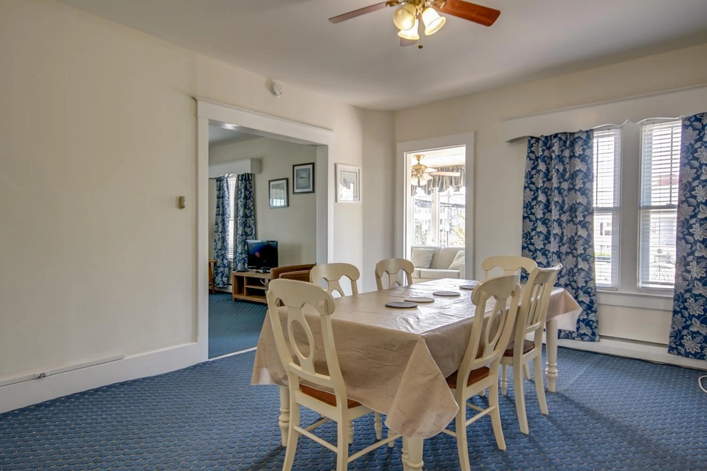 Seating area in Majestic Hotel & Apartments