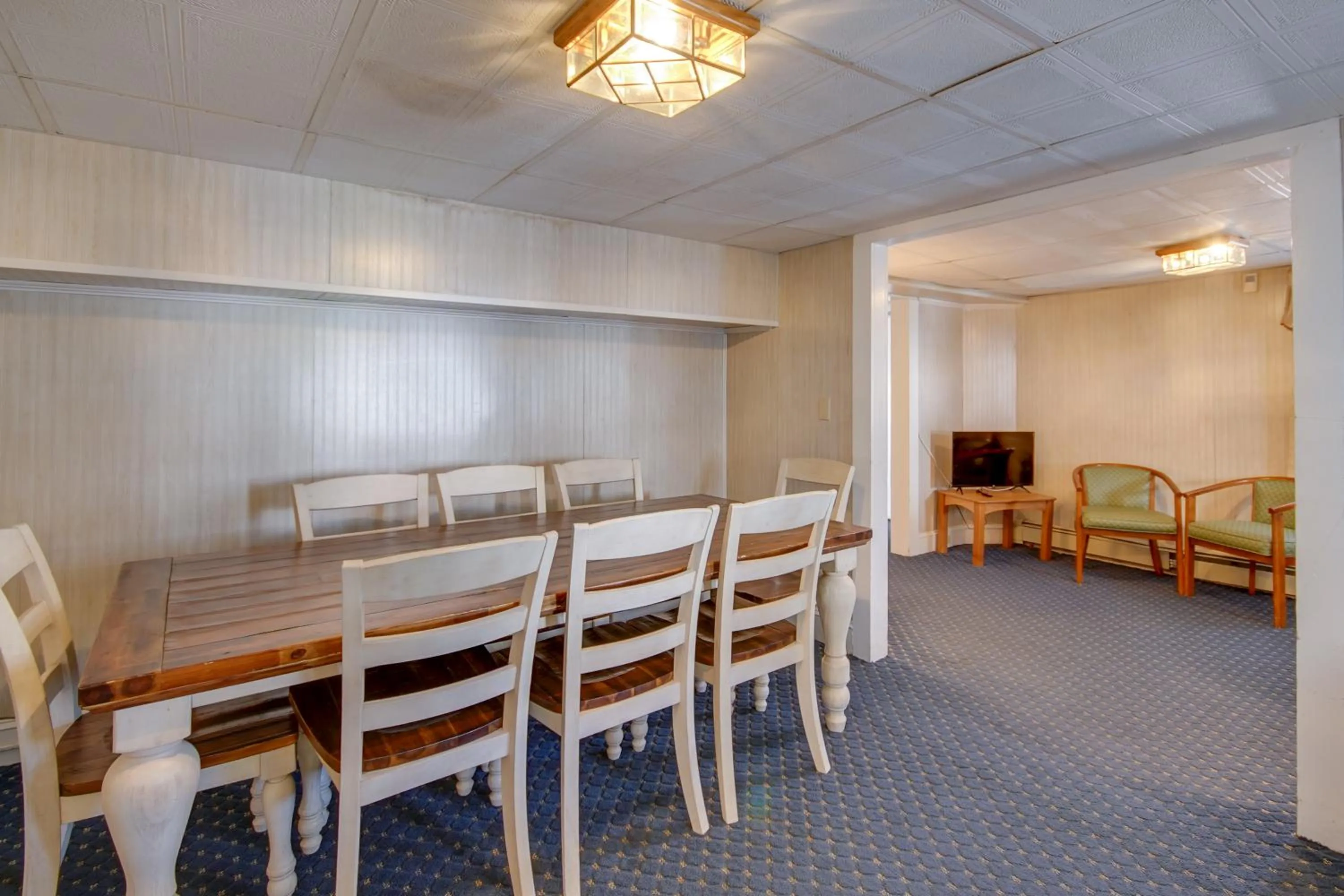 Seating area in Majestic Hotel & Apartments