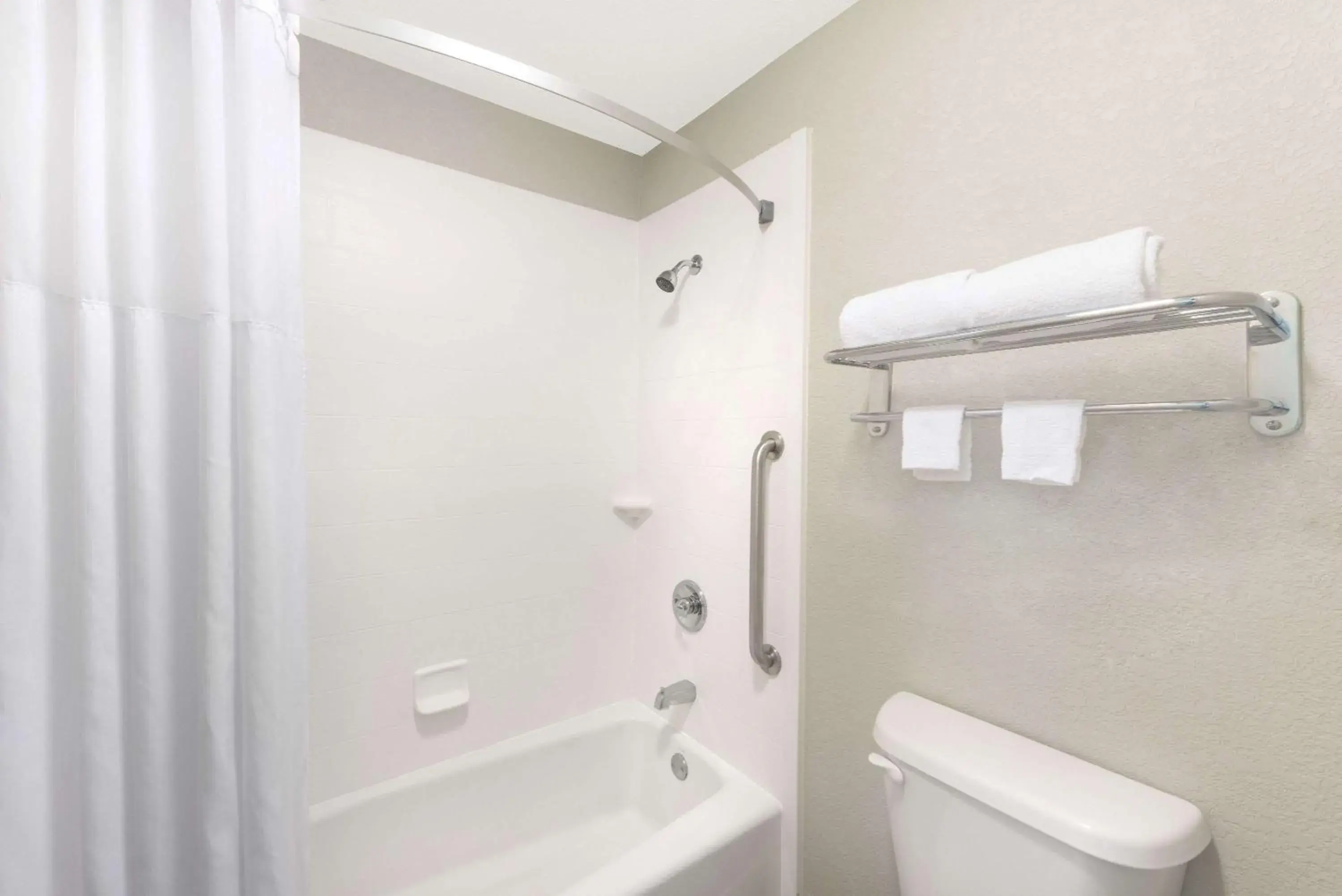 Queen Room with Two Queen Beds - Non-Smoking in Days Inn by Wyndham Snyder Queen Room with Two Queen Beds - Non-Smoking in Days Inn by Wyndham Snyder