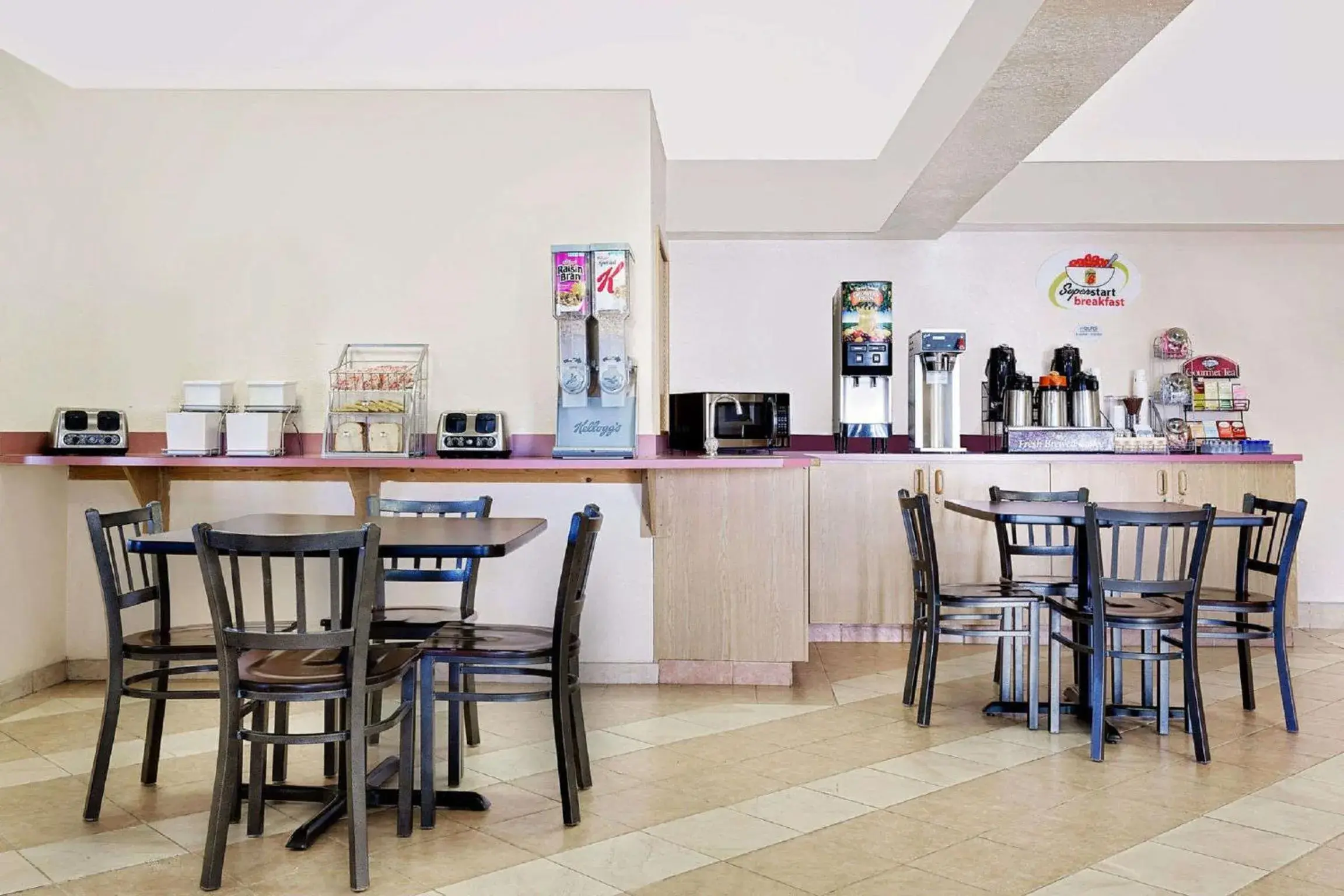 Restaurant/places to eat in Super 8 by Wyndham Battle Mountain Restaurant/places to eat in Super 8 by Wyndham Battle Mountain